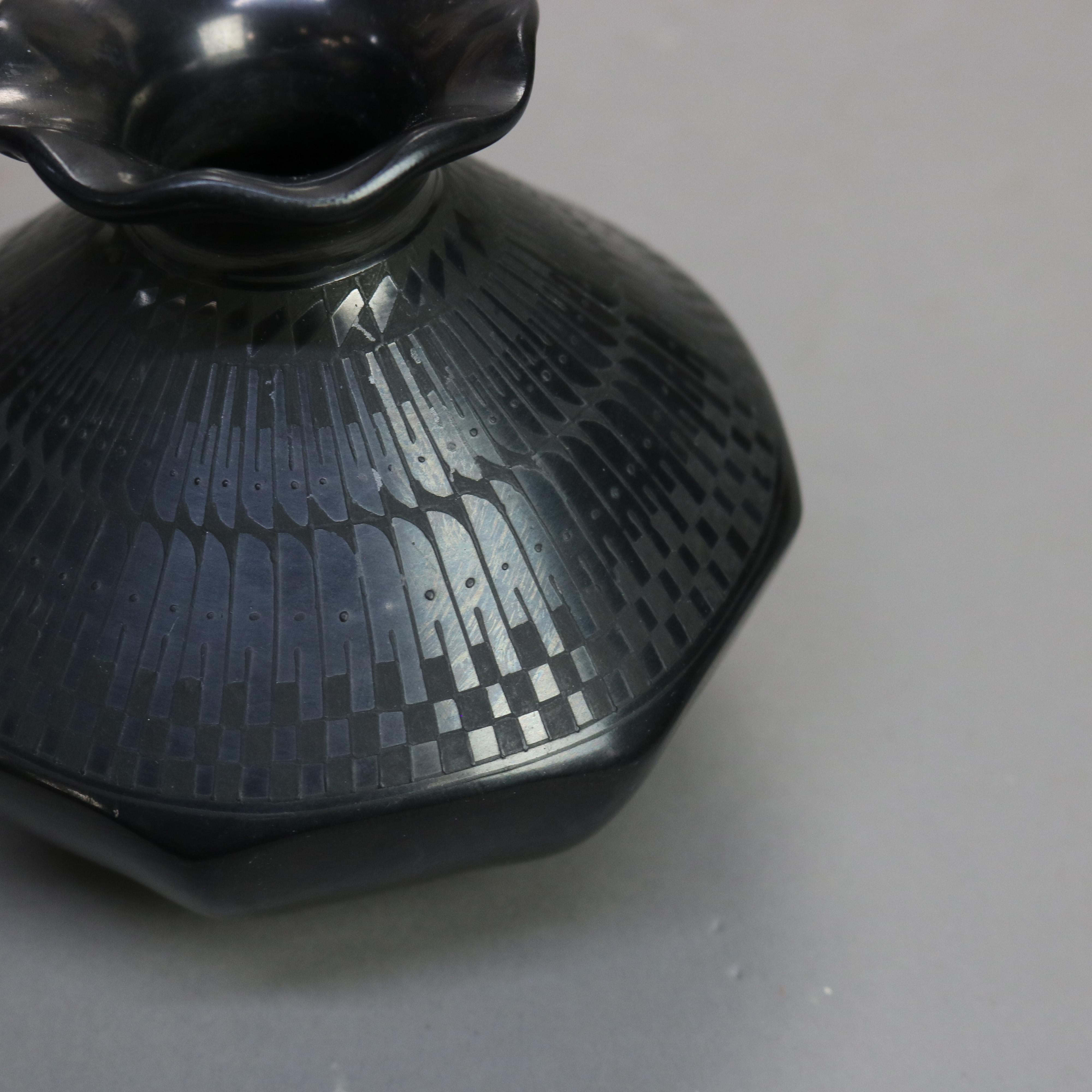 Mata Ortiz Casa Grandes Black on Black Pottery Vase C1920 1