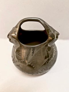 Mata Ortiz Figural Pottery Basket