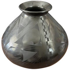 Mata Ortiz Geometric Blackware Vase by Octavio Andrew