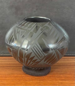 Mata Ortiz Geometric Blackware Vase by Oscar Quezada