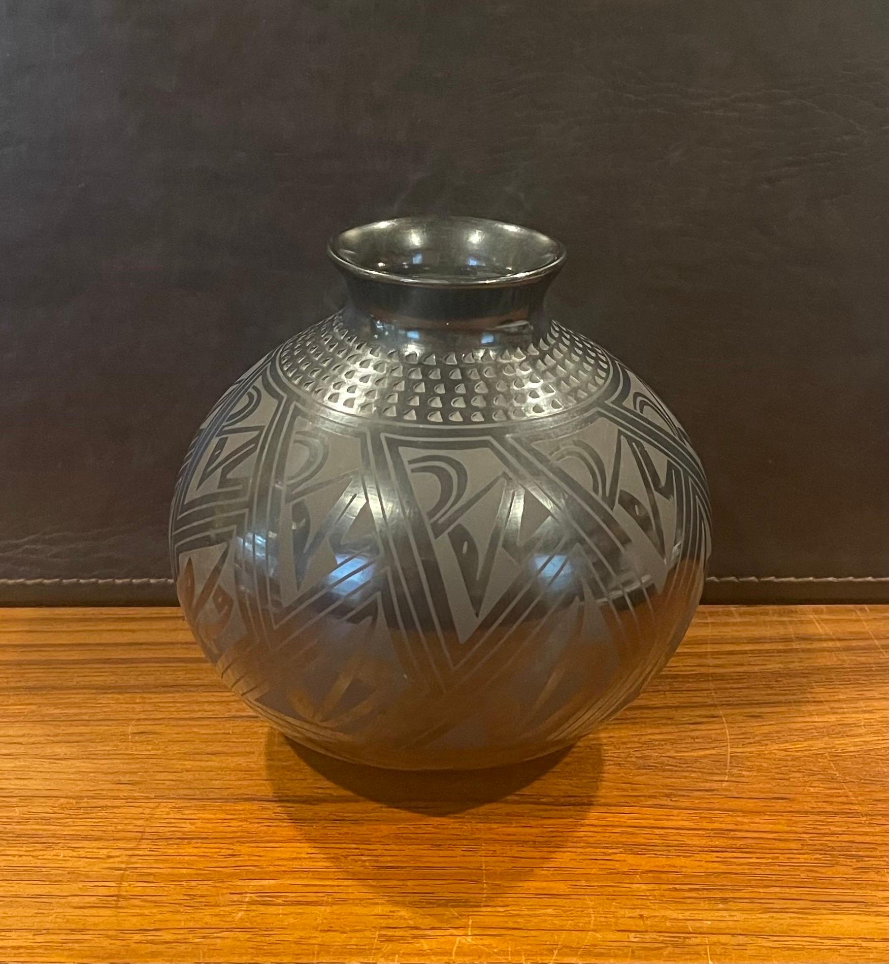 Pottery Mata Ortiz Geometric Blackware Vase by Tomasa Mora For Sale