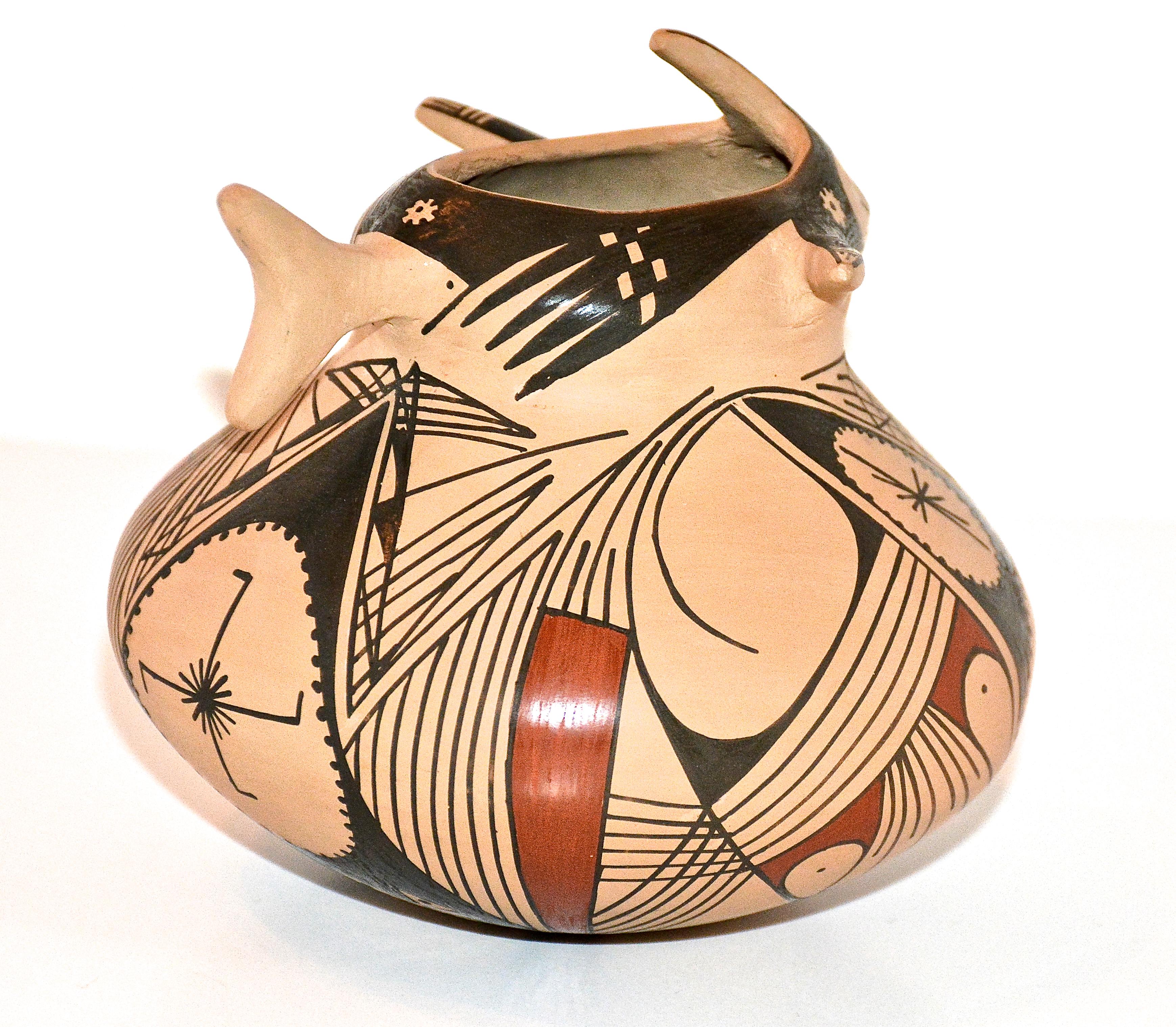 Hand-Crafted Mata Ortiz Polychrome Effigy Pot by Mauro Quezada, 1989 For Sale