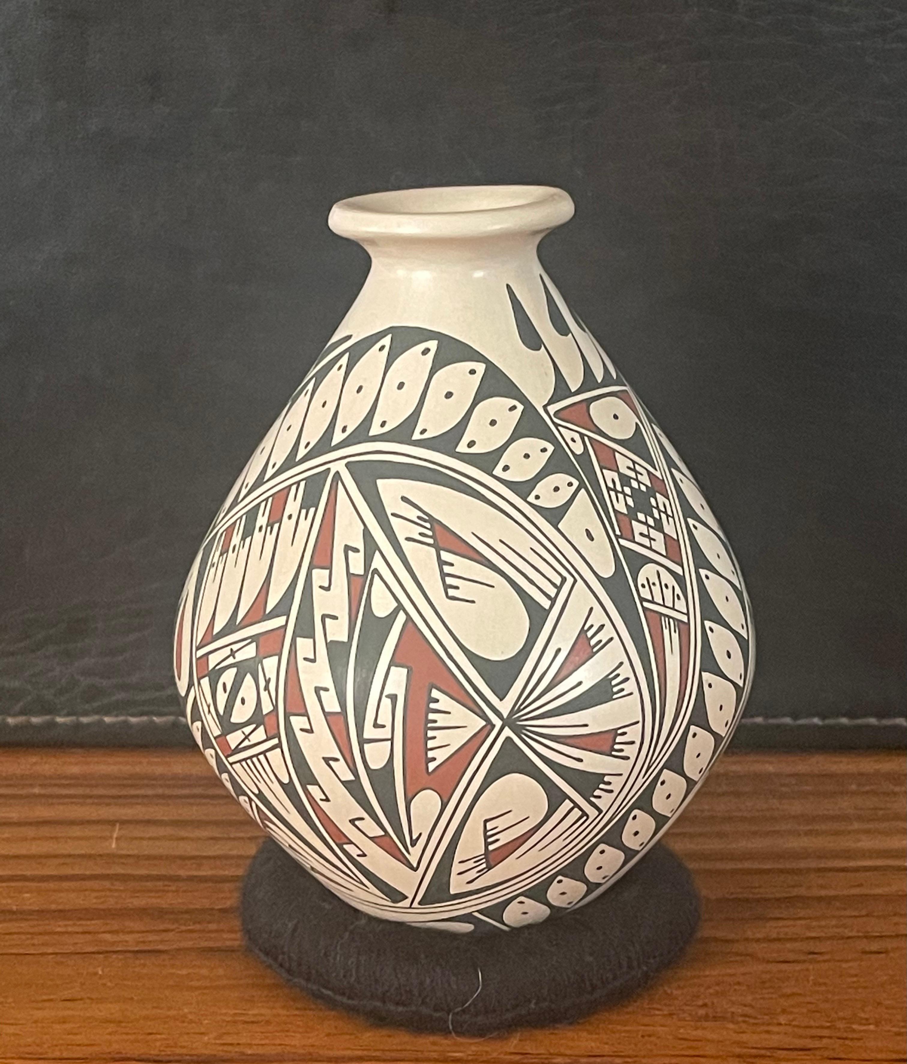 la luz pottery for sale