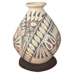 Mata Ortiz Polychrome Pottery Vase by Oscar Quezada