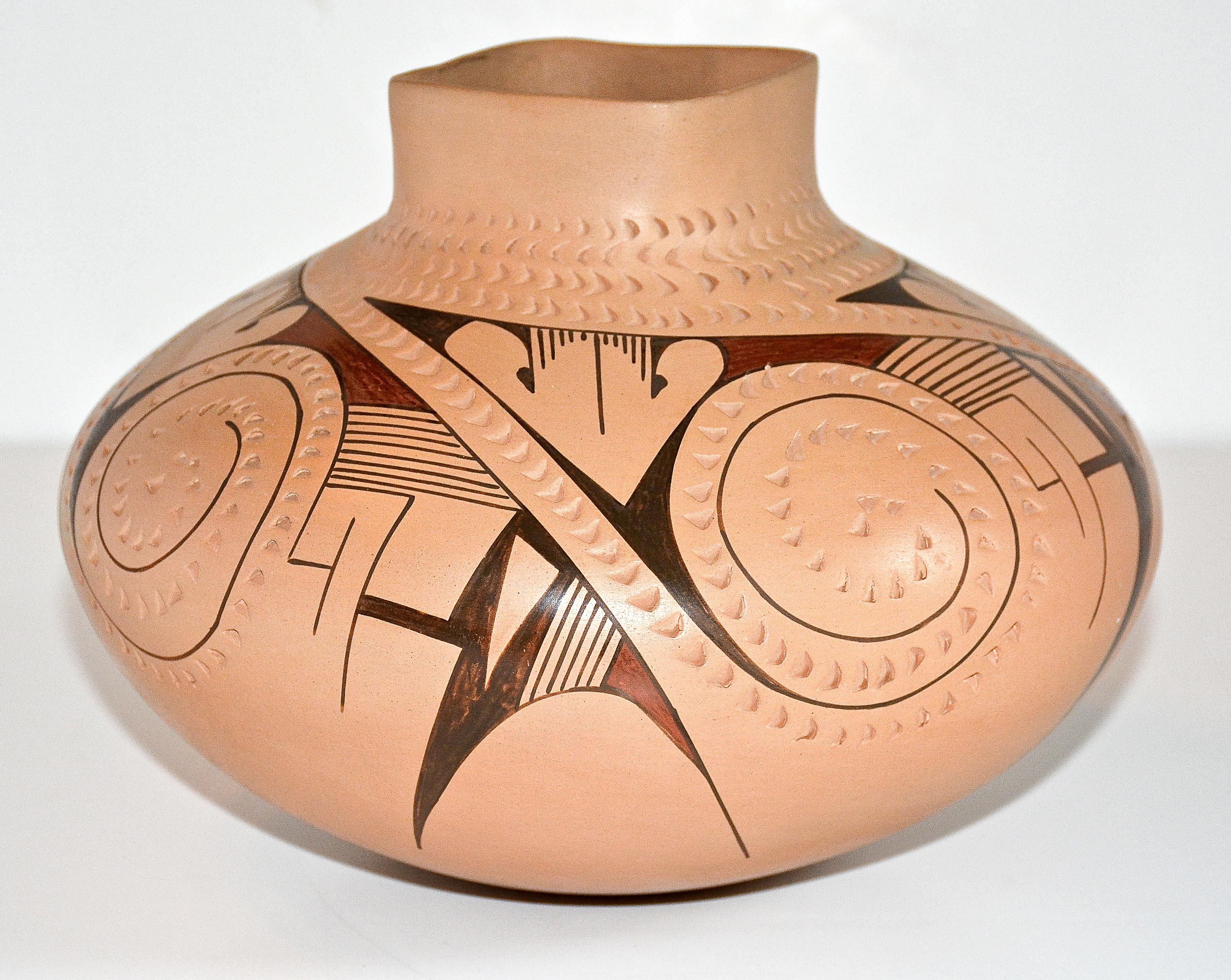 Mata Ortiz, polychromes Keramikgefäß von Rito Talvera Quezada, 1989 (Mexikanisch) im Angebot