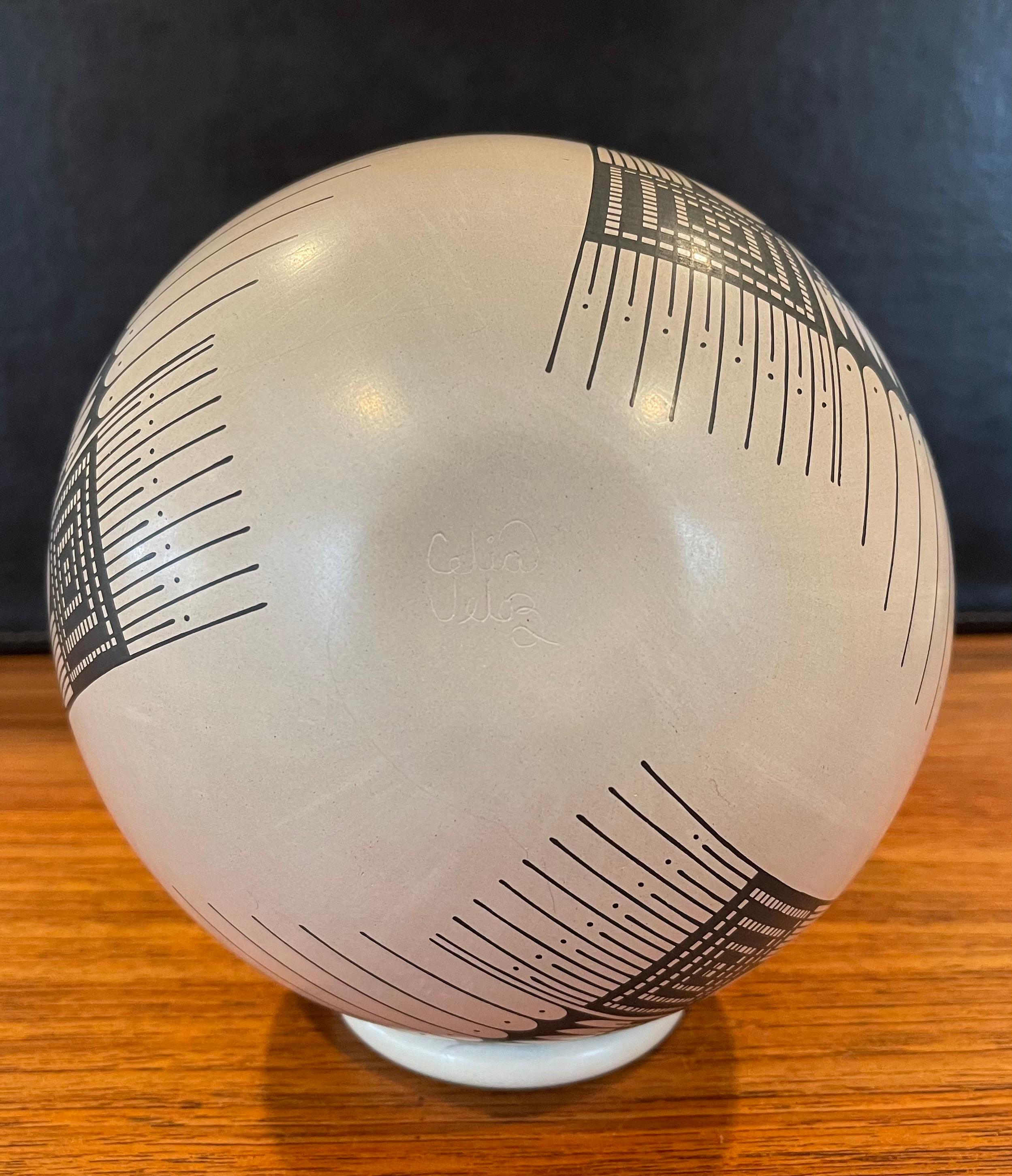 20th Century Mata Ortiz Pottery Vase by Celia Veloz