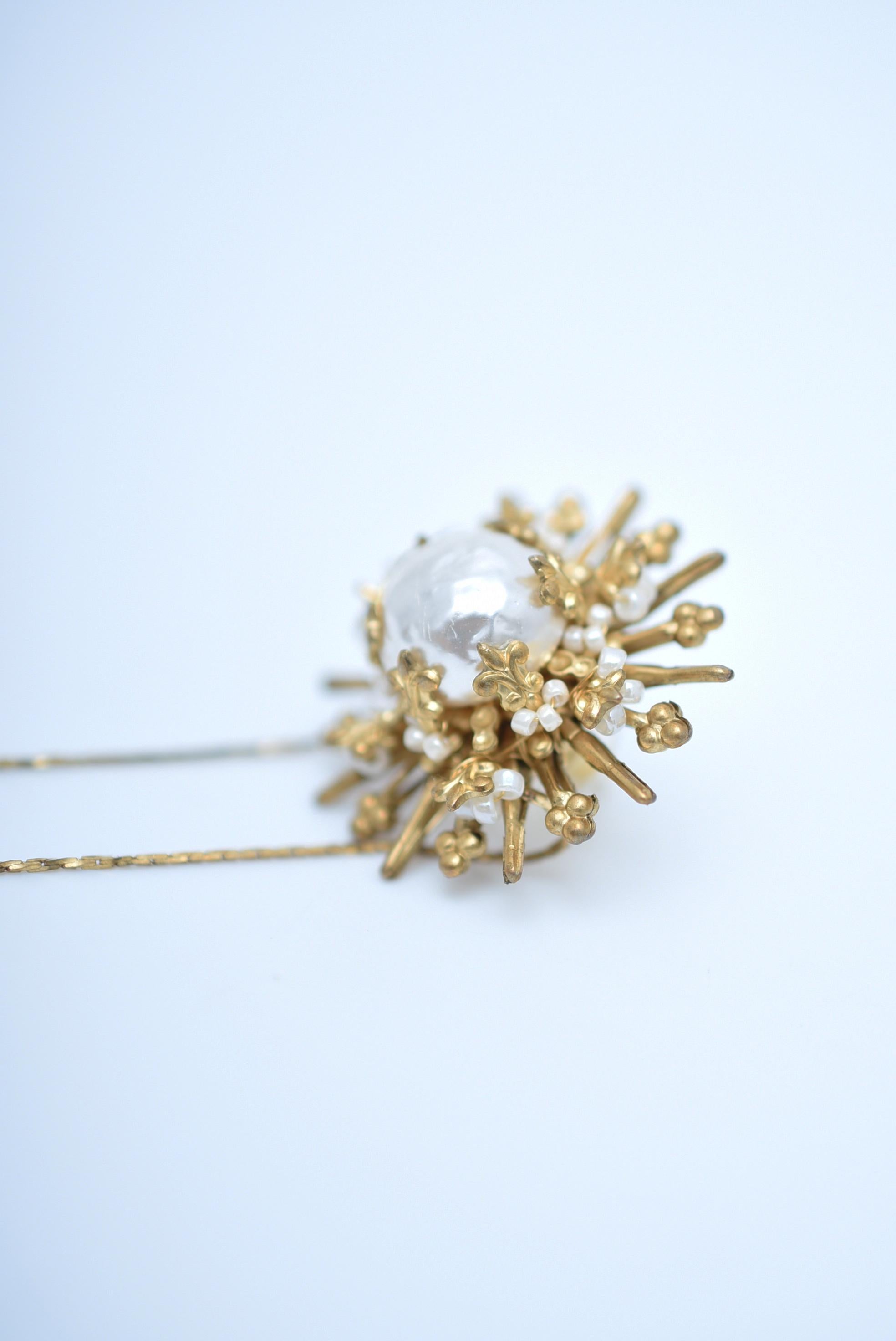 Artisan matataki earring(white) / vintage jewelry , 1970's vintage parts For Sale