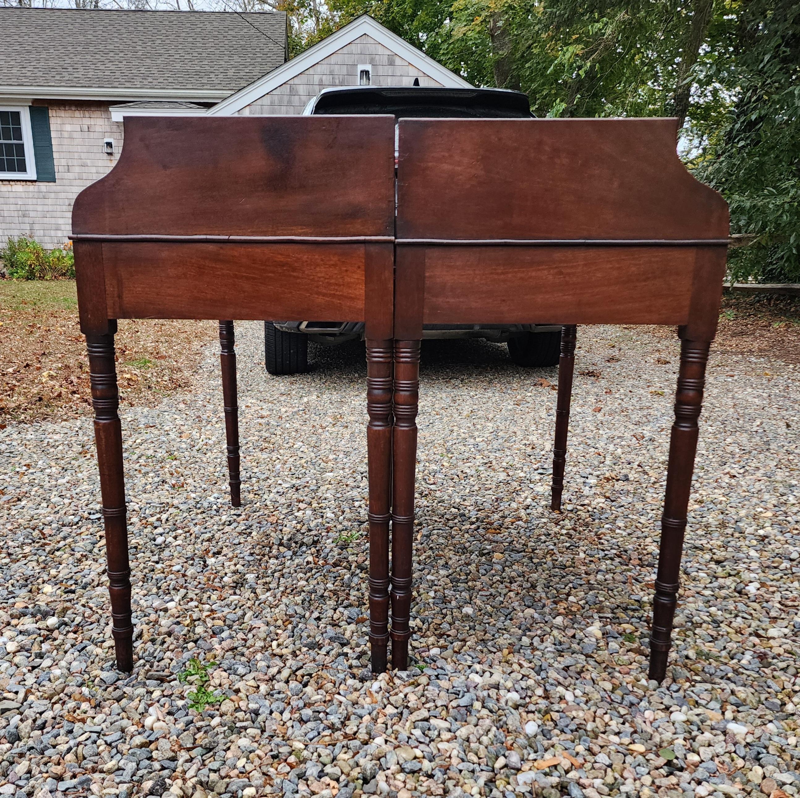 Hand-Crafted Federal Rare Match Pair Of Boston Servers / Dressing Tables For Sale