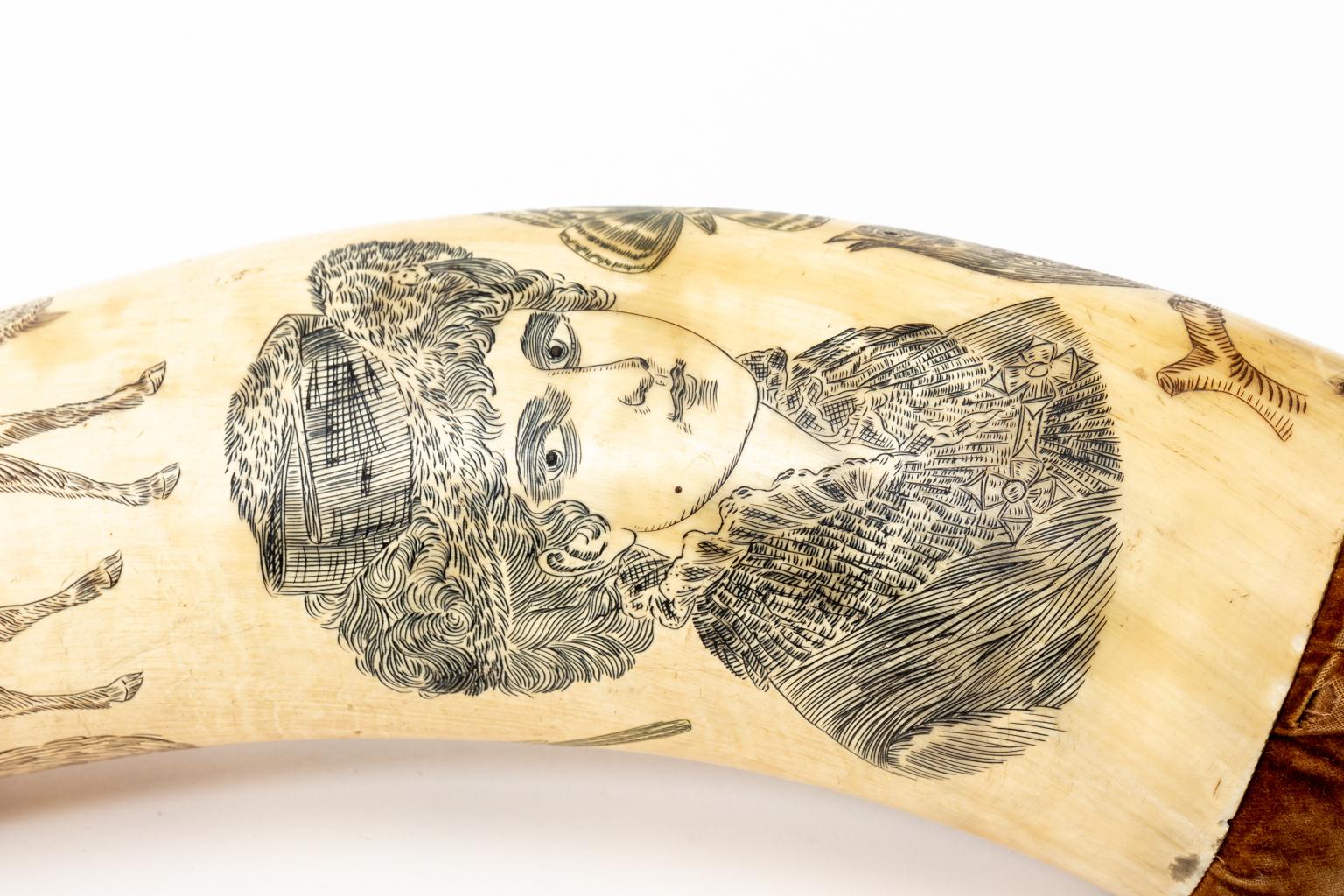 Matched 19th Century Cow Horn Scrimshaw In Good Condition In Stamford, CT