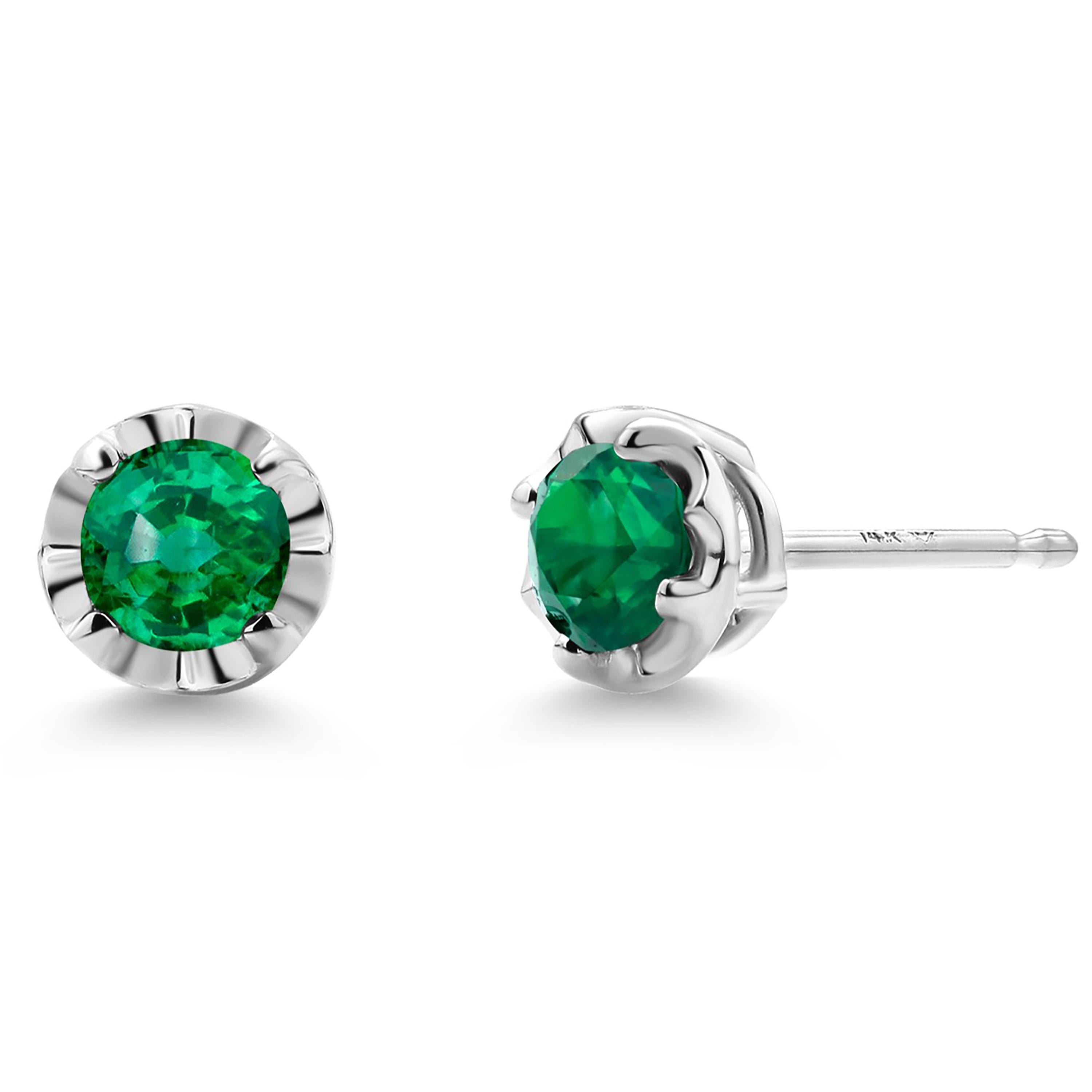 Round Cut Matched Emerald 0.25 Inch Scalloped Bezel Set White Gold 0.19 Inch Stud Earrings For Sale