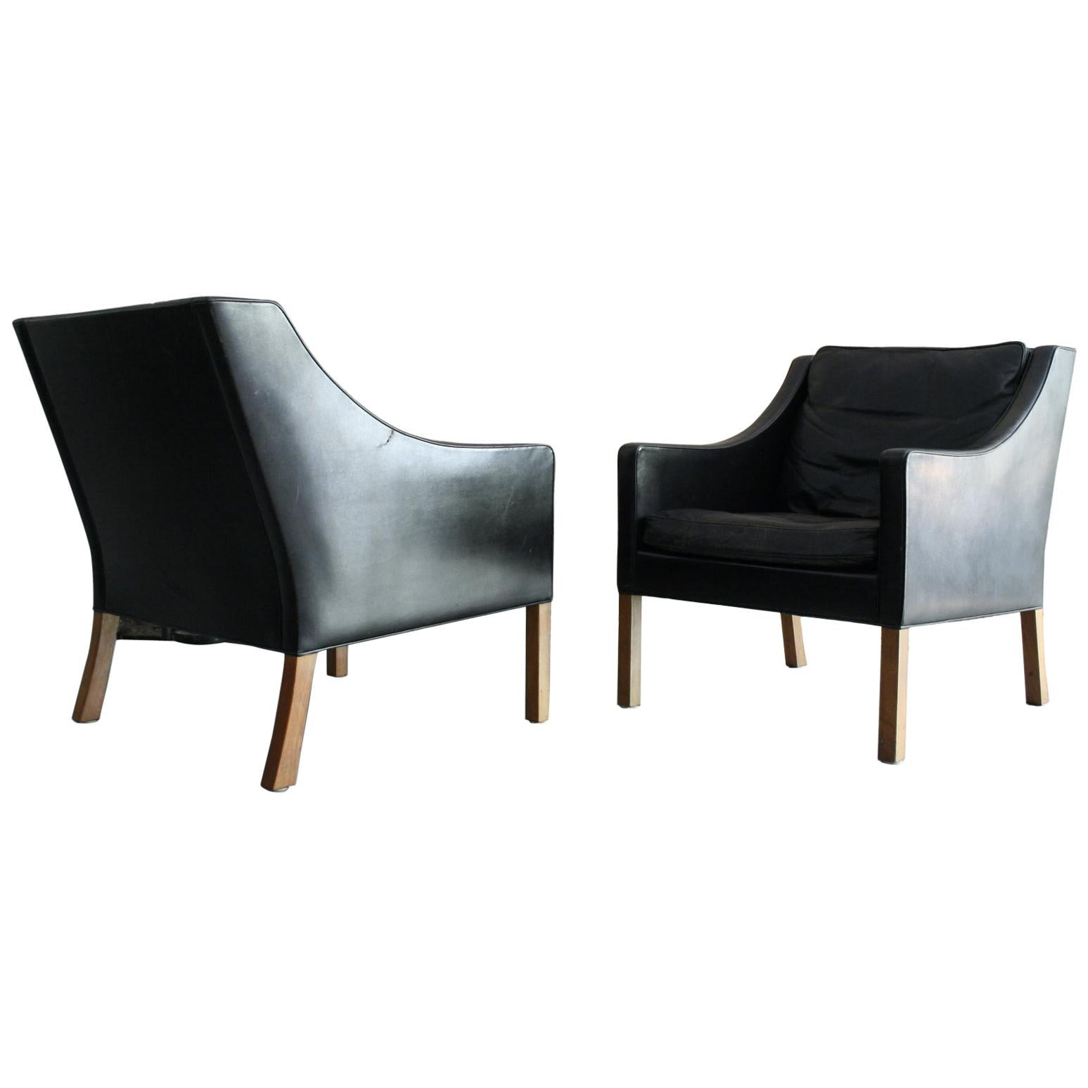 Matched Pair of Børge Mogensen Model #2207 Leather Lounge Chairs