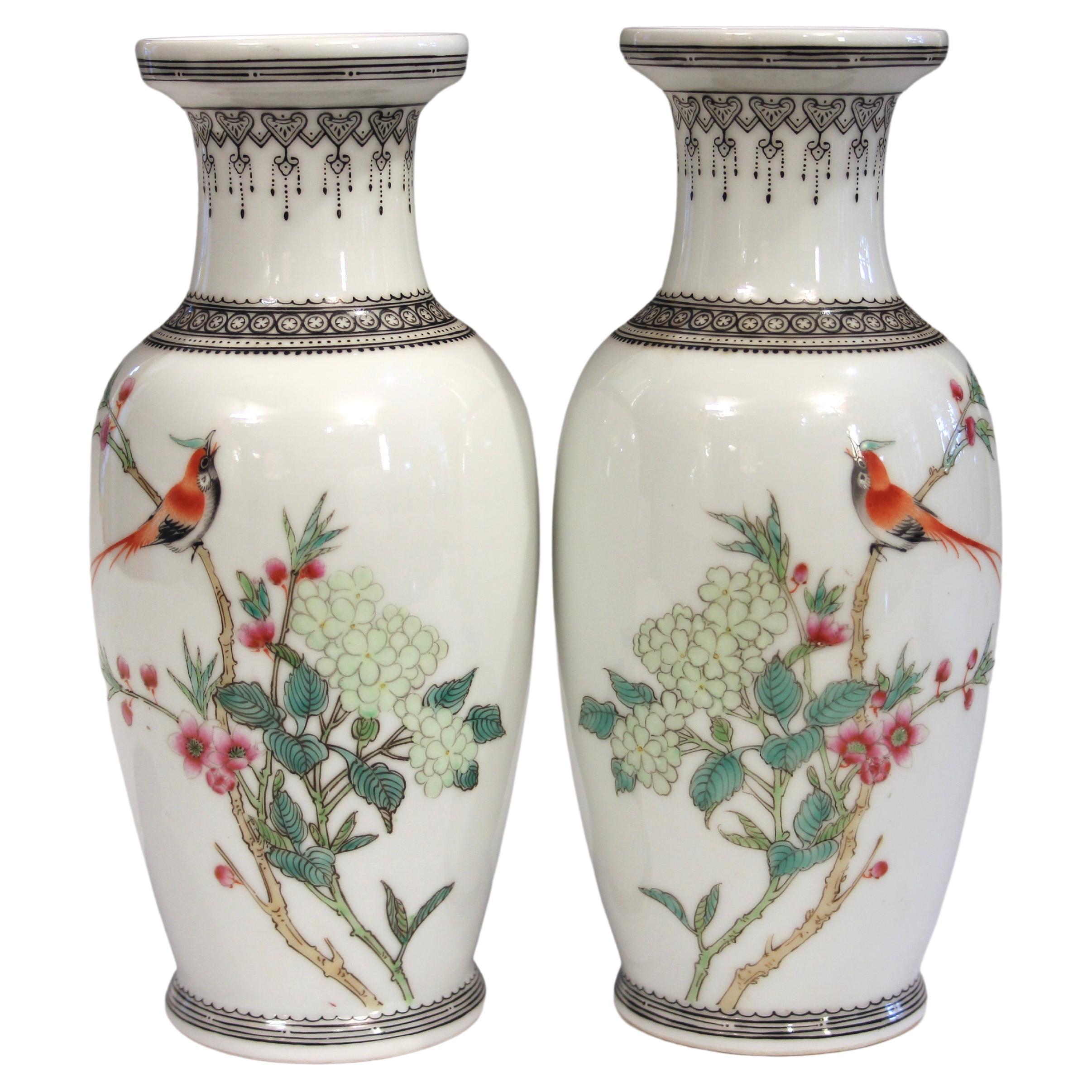 Matched Pair Chinese Porcelain Jingdezhen Zhi Mark Famille Rose Export Vases For Sale