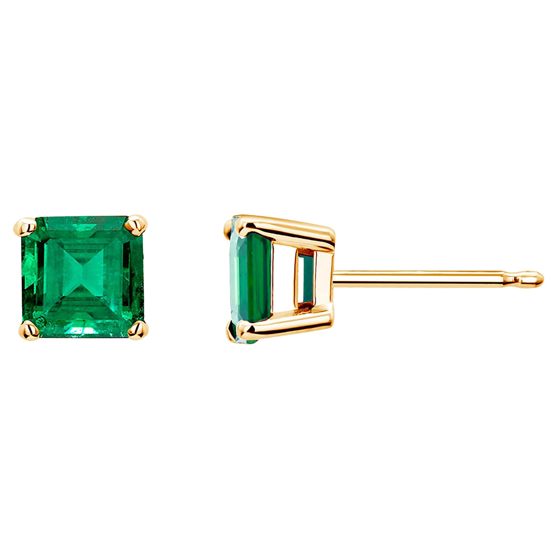 Matched Pair Emeralds 0.65 Carat 14 Karat Yellow Gold 0.20 Inch Stud Earrings 