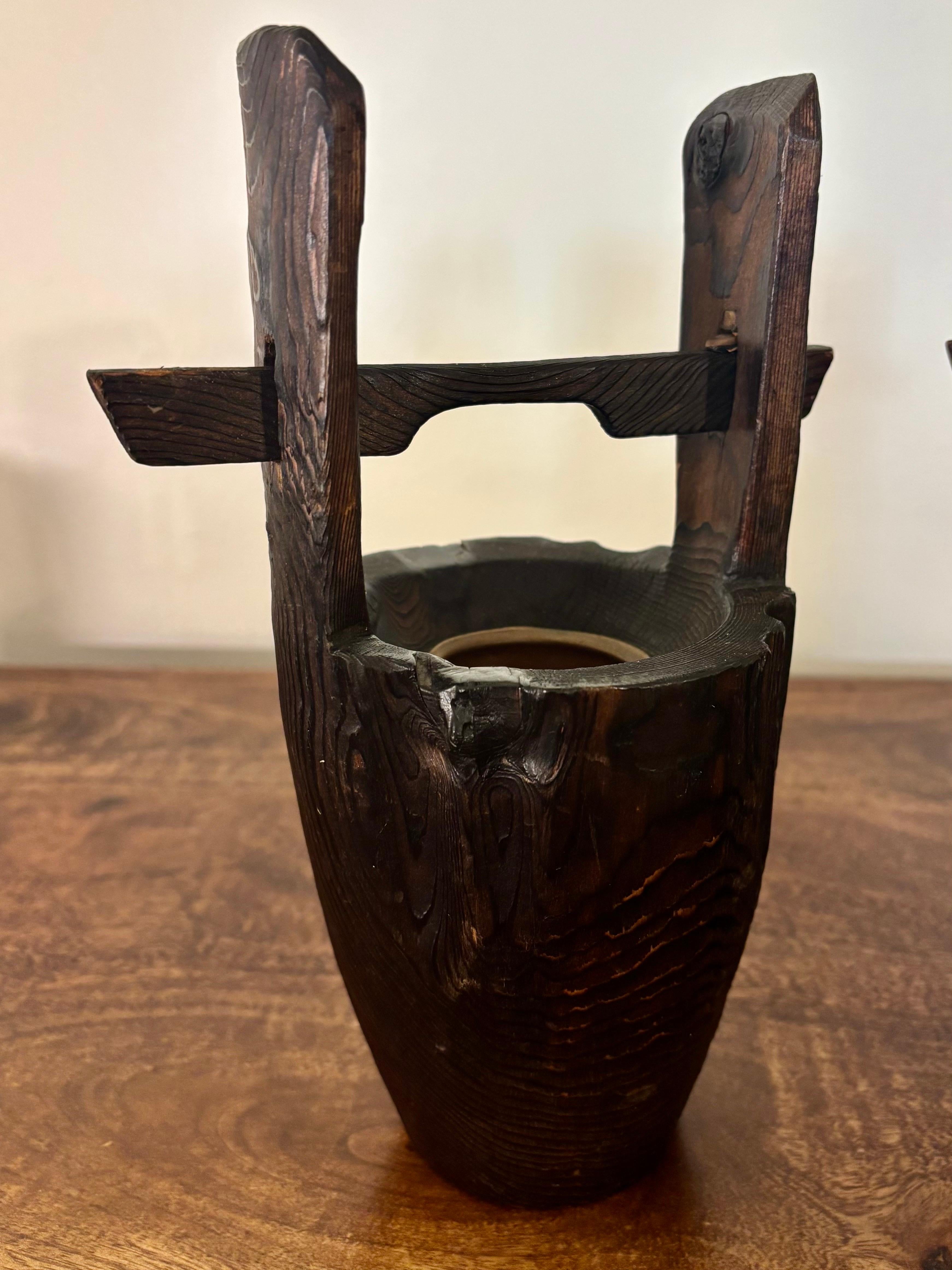 XX secolo Coppia di vasi antichi giapponesi in legno Ikebana abbinata in vendita