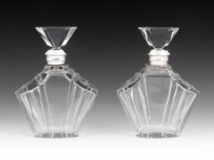 Coppia di decanter d'argento Art Deco abbinati tra loro