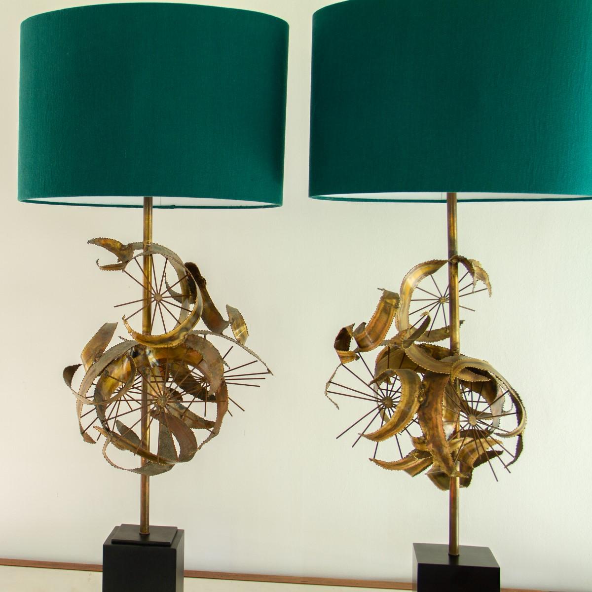 Brass Matched Pair of Brutalist Metal Lamps by Laurel, 1960s