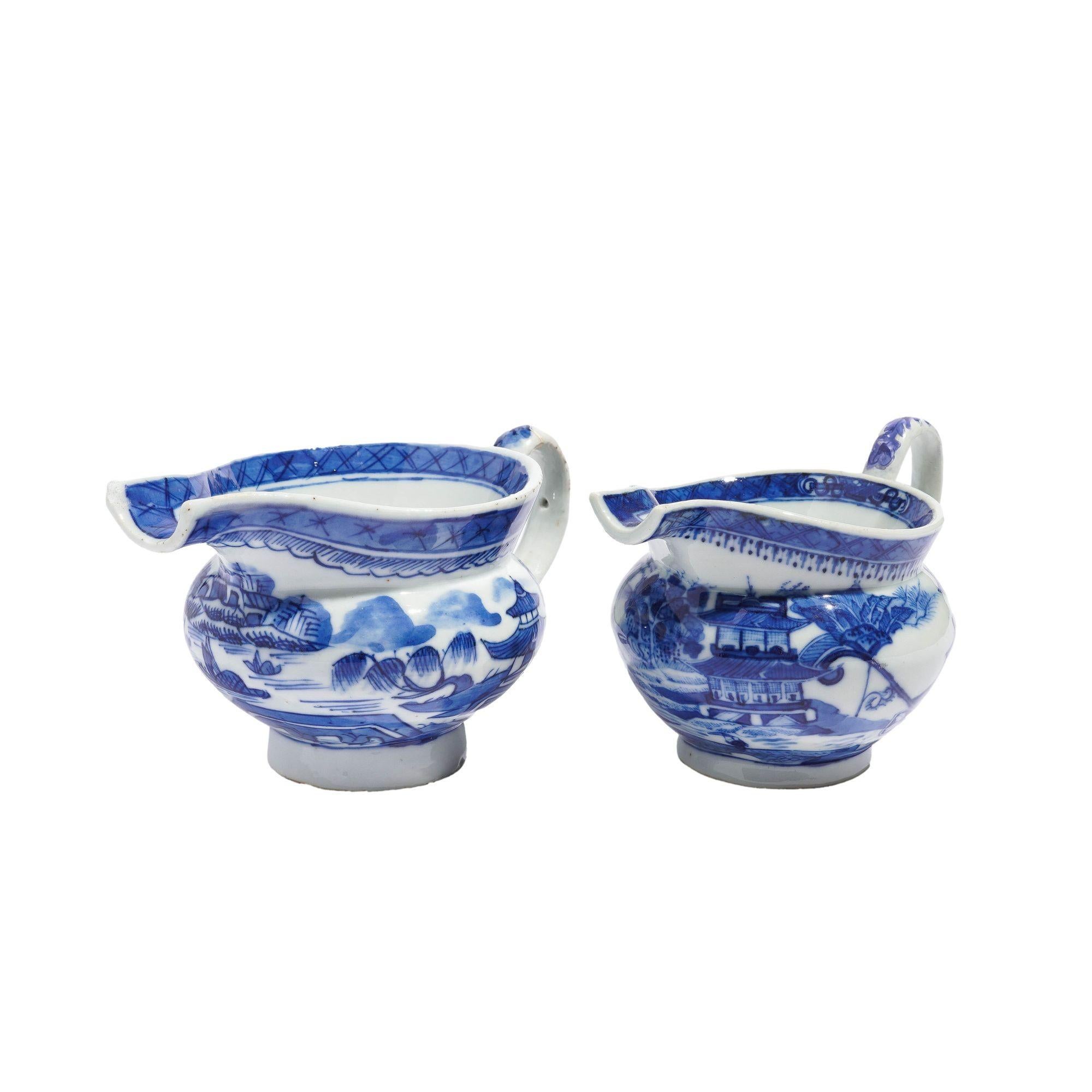 Matched pair of Chinese export porcelain pig snout creamers, c. 1820 In Fair Condition For Sale In Kenilworth, IL