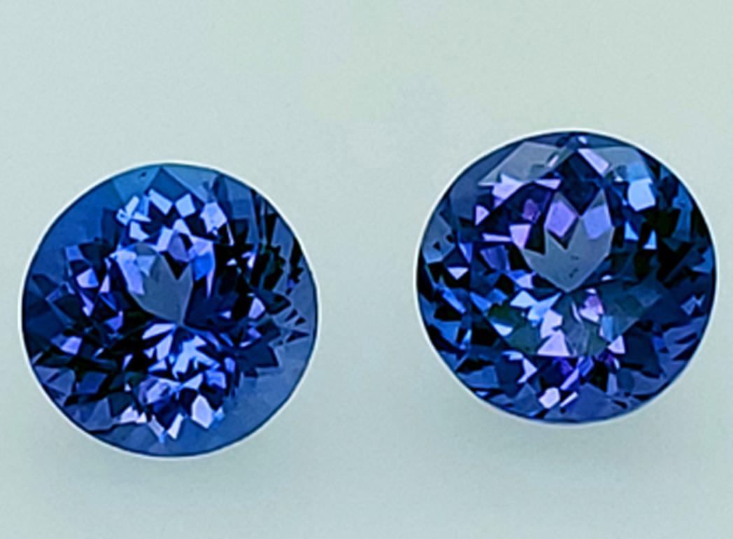  Matched Pair of Glowing Blue 8mm Tanzanites - weighing 4.26ct In New Condition For Sale In Methuen, MA