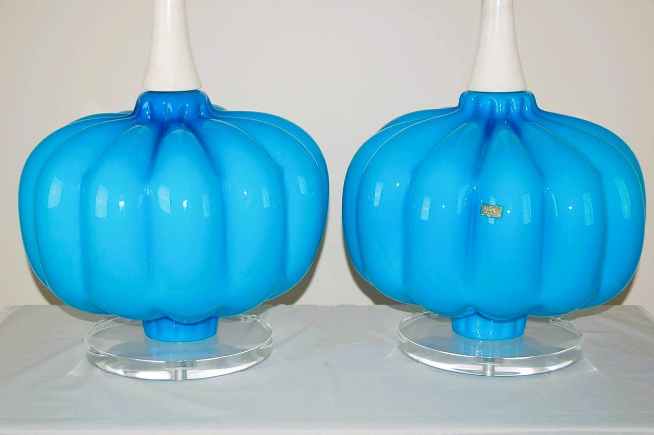 Mid-Century Modern Paire d'énormes lampes 'Pomodoro' de Murano en bleu céruléen assorties en vente