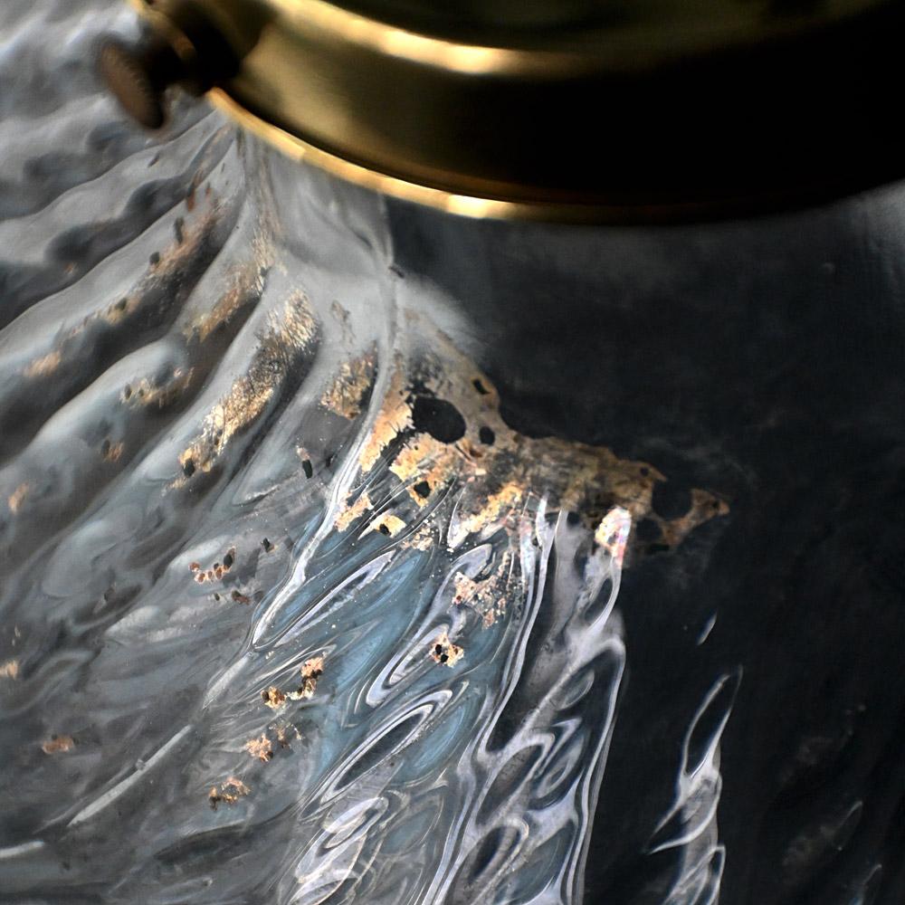 Coppia di lampade asimmetriche in vetro della metà del XX secolo in vendita 3