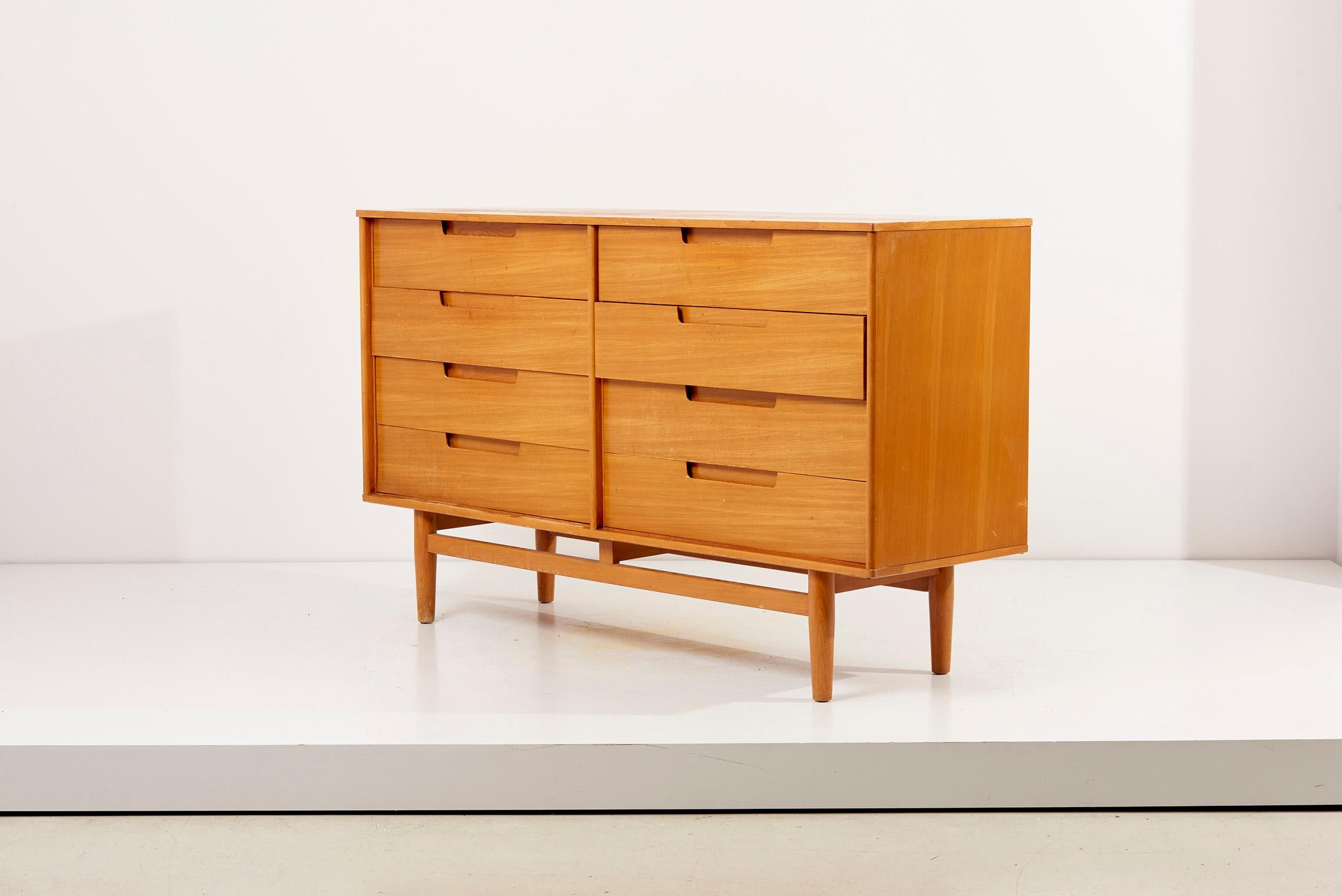 Mid-Century Modern Paire de commodes assorties Milo Baughman pour Drexel USA - années 1950 en vente