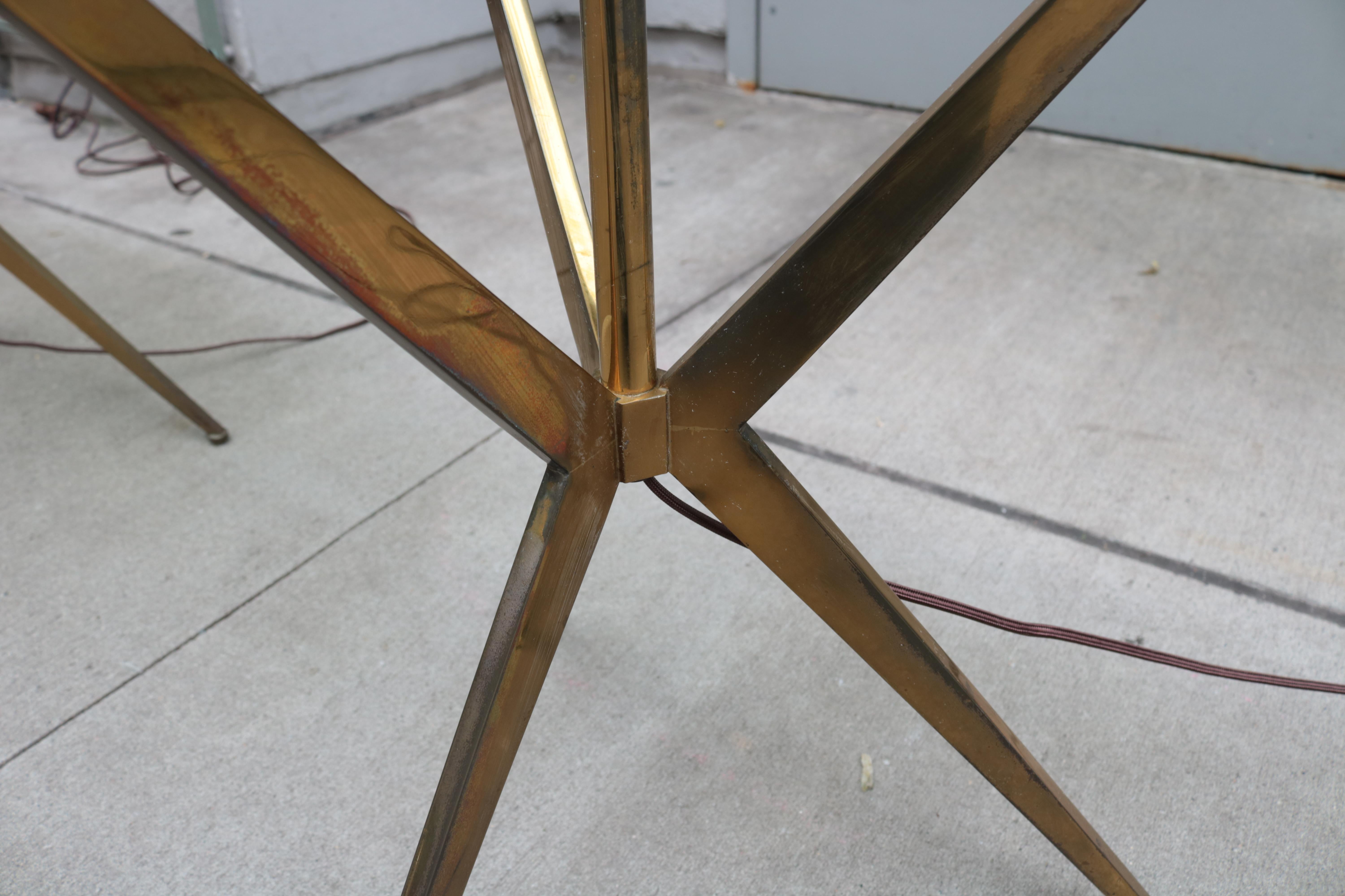 Matched Pair of Modernist Floor Lamp Tables Attributed to Paul McCobb In Good Condition In New York, NY