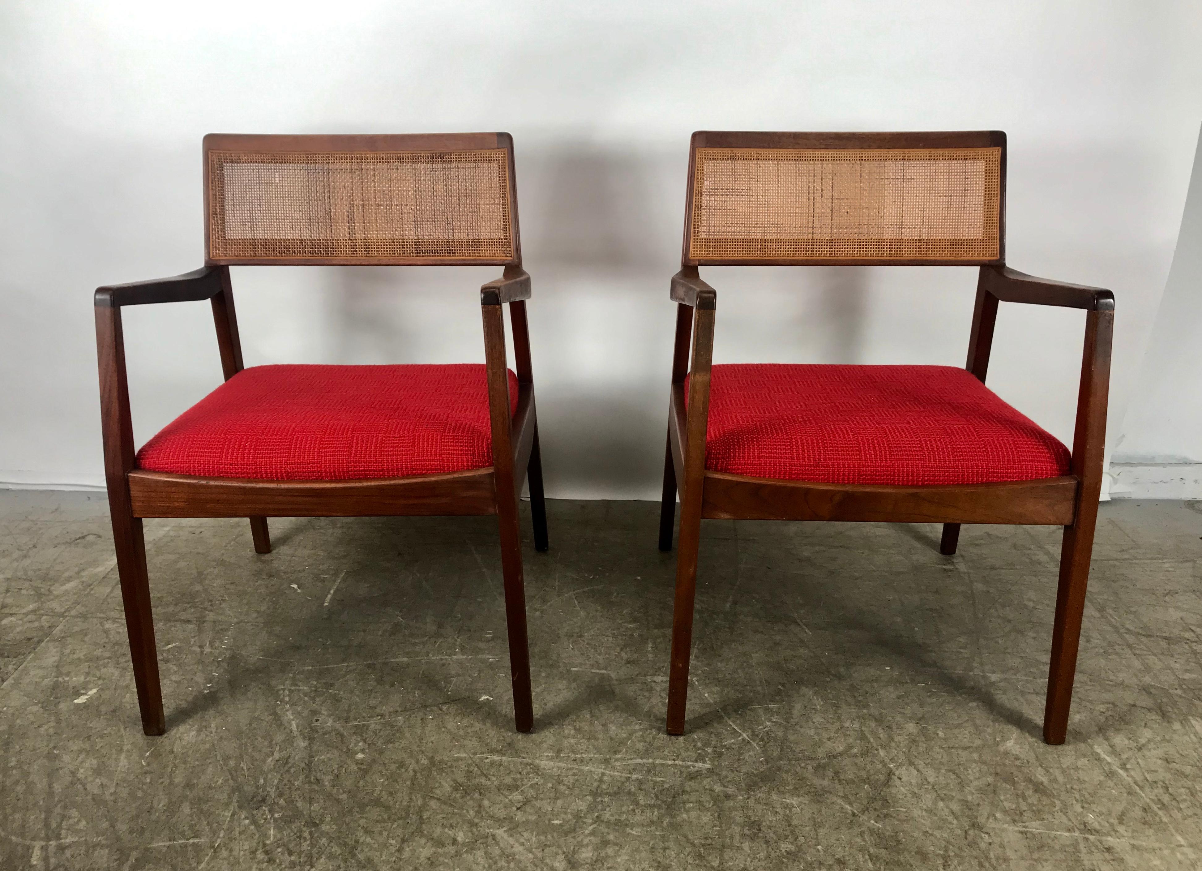 20th Century Matched Pair of Modernist Jens Risom Walnut and Caned Back Lounge Chair
