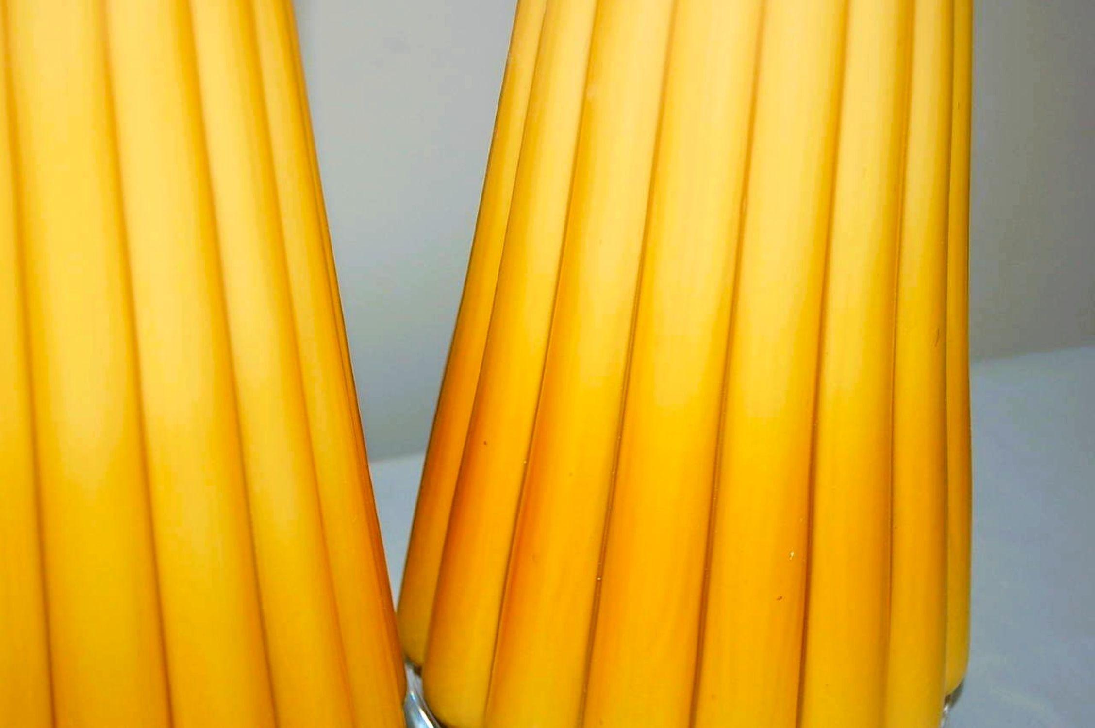 Paar aufeinander abgestimmte Vintage Murano Lampen in Butterscotch Creme im Angebot 2