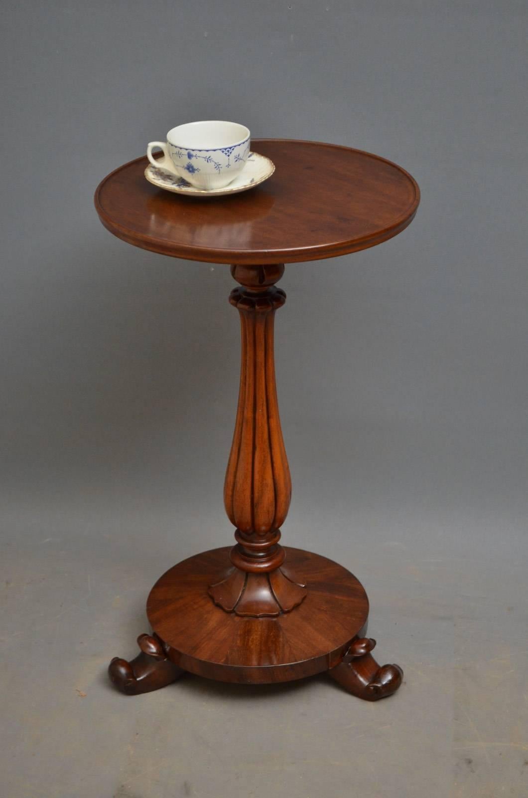 English Matched Pair of William IV Mahogany Coffee Tables