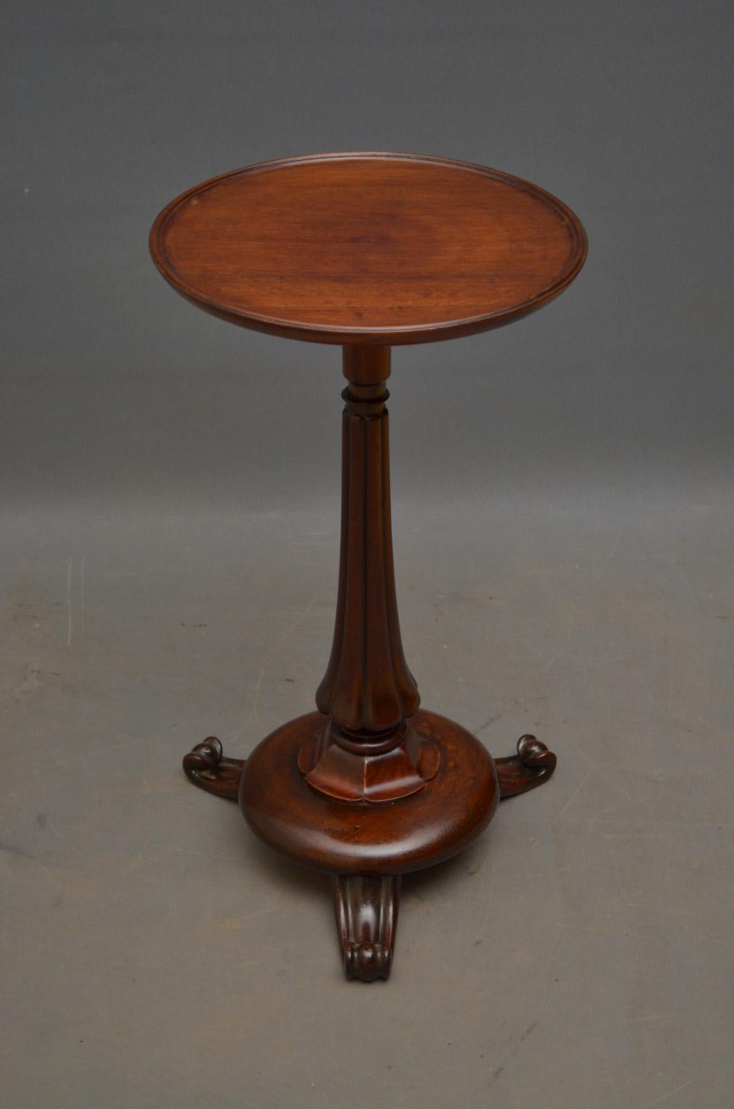 Matched Pair of William IV Mahogany Coffee Tables 4
