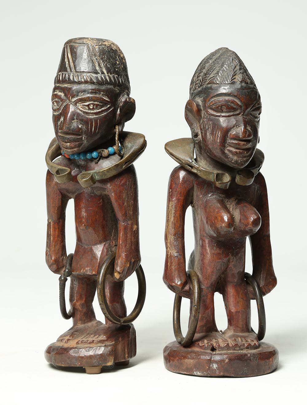 Matched Pair of Yoruba Wood Twin Figures, Male/Female with Bracelets In Fair Condition For Sale In Santa Fe, NM