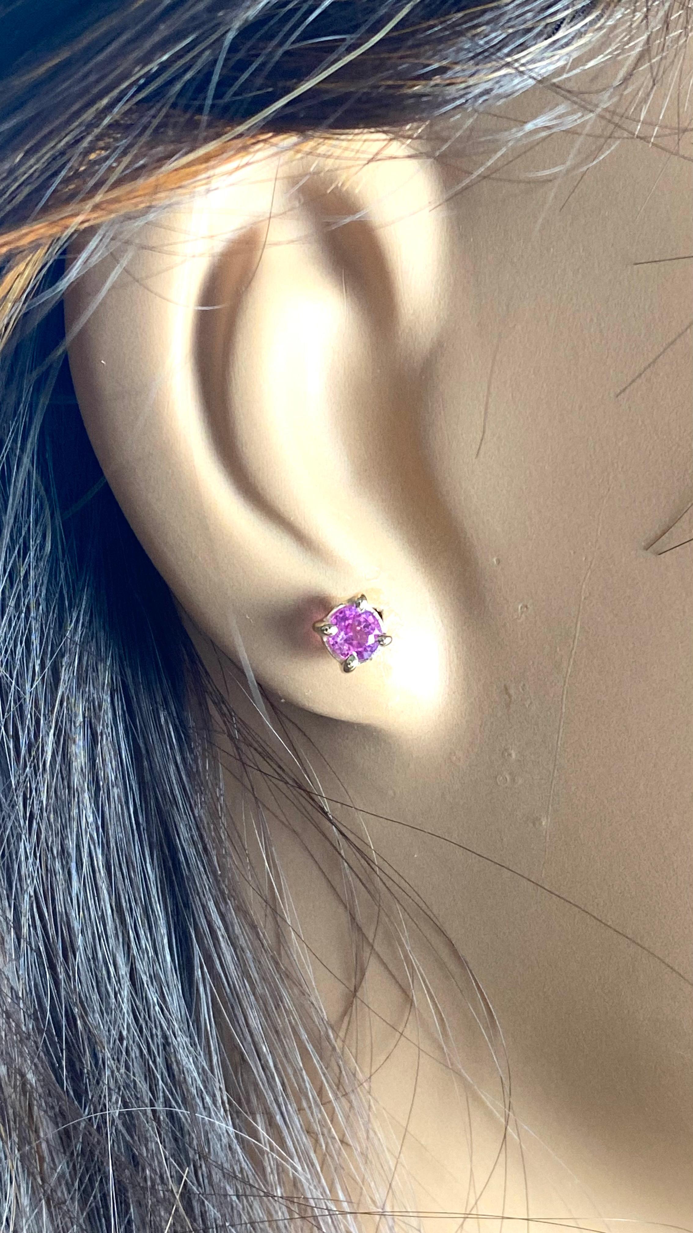 Round Cut Matched Pair Pink Sapphire 0.65 Carat 0.20 Inch Yellow Gold Stud Earrings For Sale
