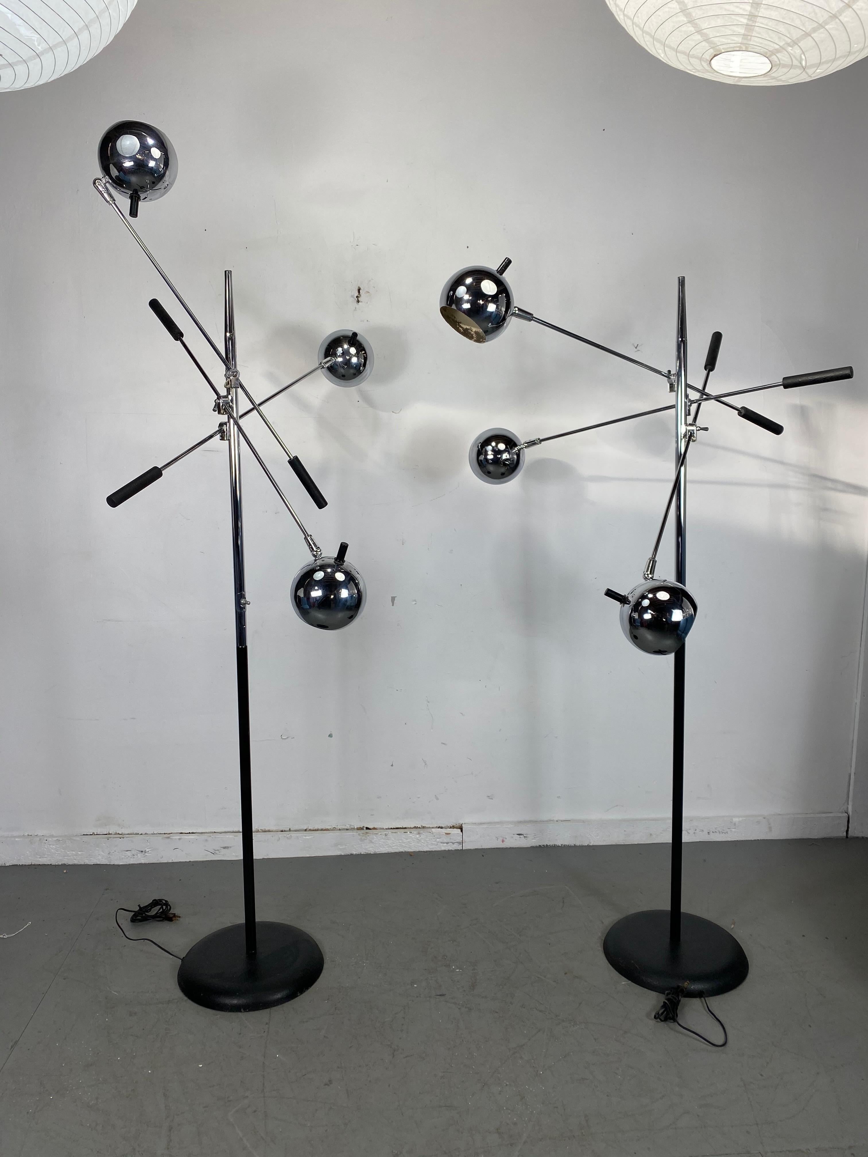 Matching pair of Space Age Robert Sonneman Triennale Atomic Orbiter floor lamp.
Classic modernist lighting, great original condition, in the style of Arredoluce, Hand delivery avail to New York City or anywhere en route from Buffalo NY.
