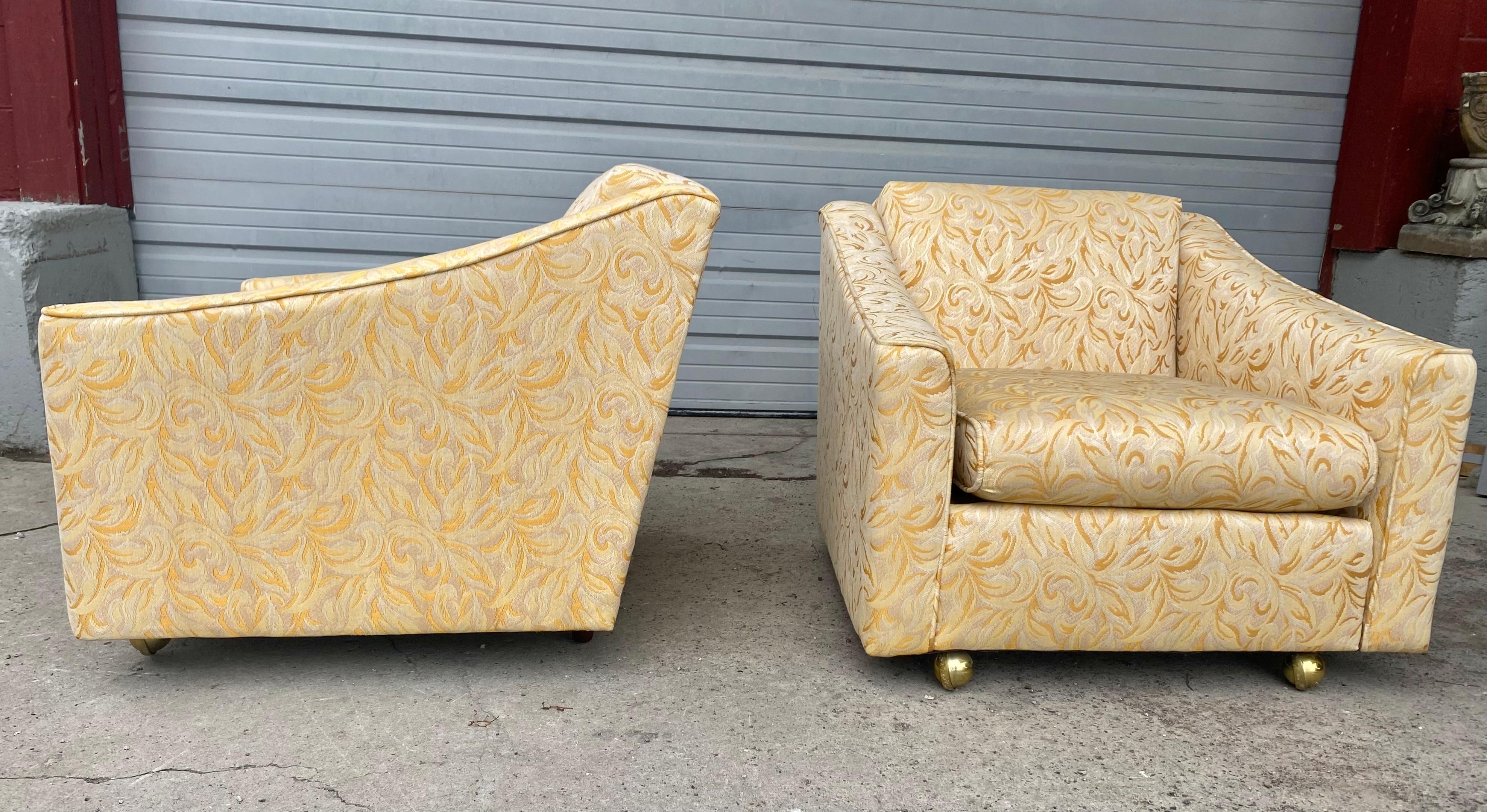 Matched Pair Stylized Mid-Century Modern Lounge Chairs, Dunbar - Probber In Good Condition In Buffalo, NY