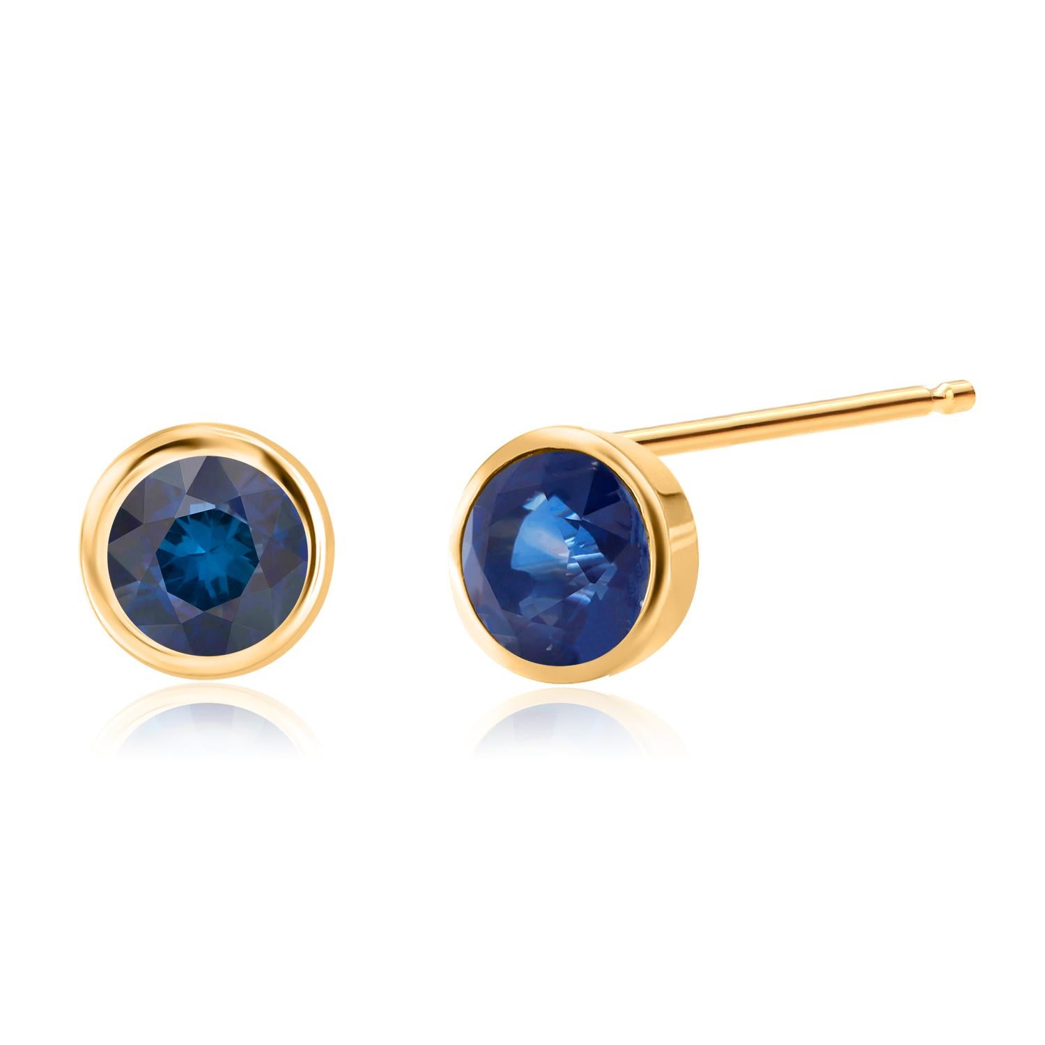 Women's or Men's Matched Round Sapphire 1.50 Carat 14 Karat Yellow Gold 0.23 Inch Stud Earrings  For Sale
