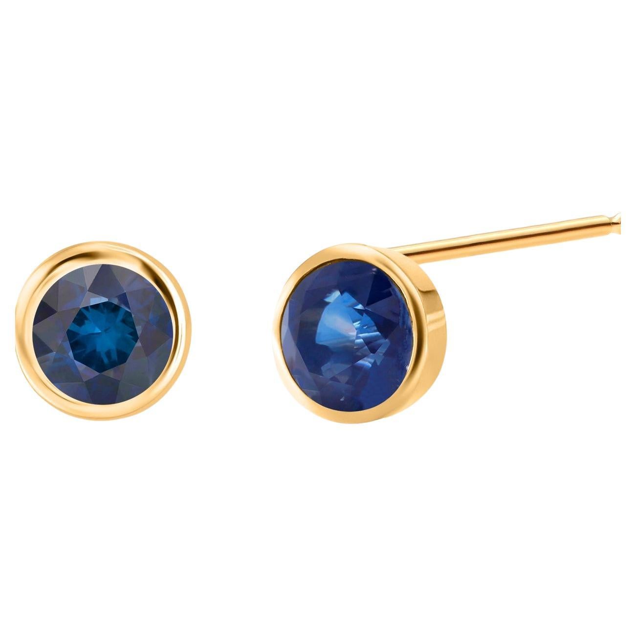 Matched Round Sapphire 1.50 Carat 14 Karat Yellow Gold 0.23 Inch Stud Earrings  For Sale