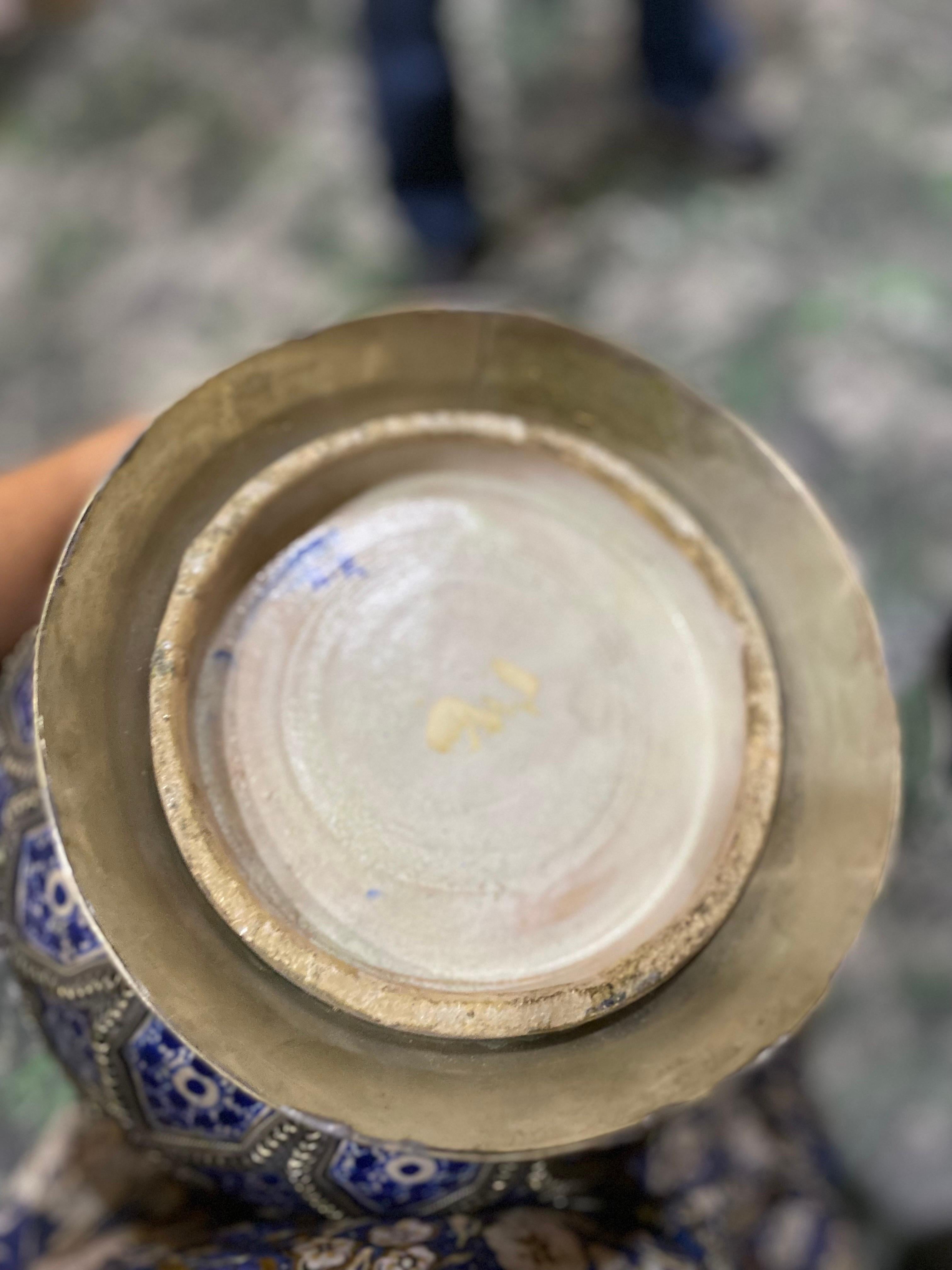 Passendes Set blauer marokkanischer Vasen mit Platten, spätes 20. Jahrhundert im Angebot 9