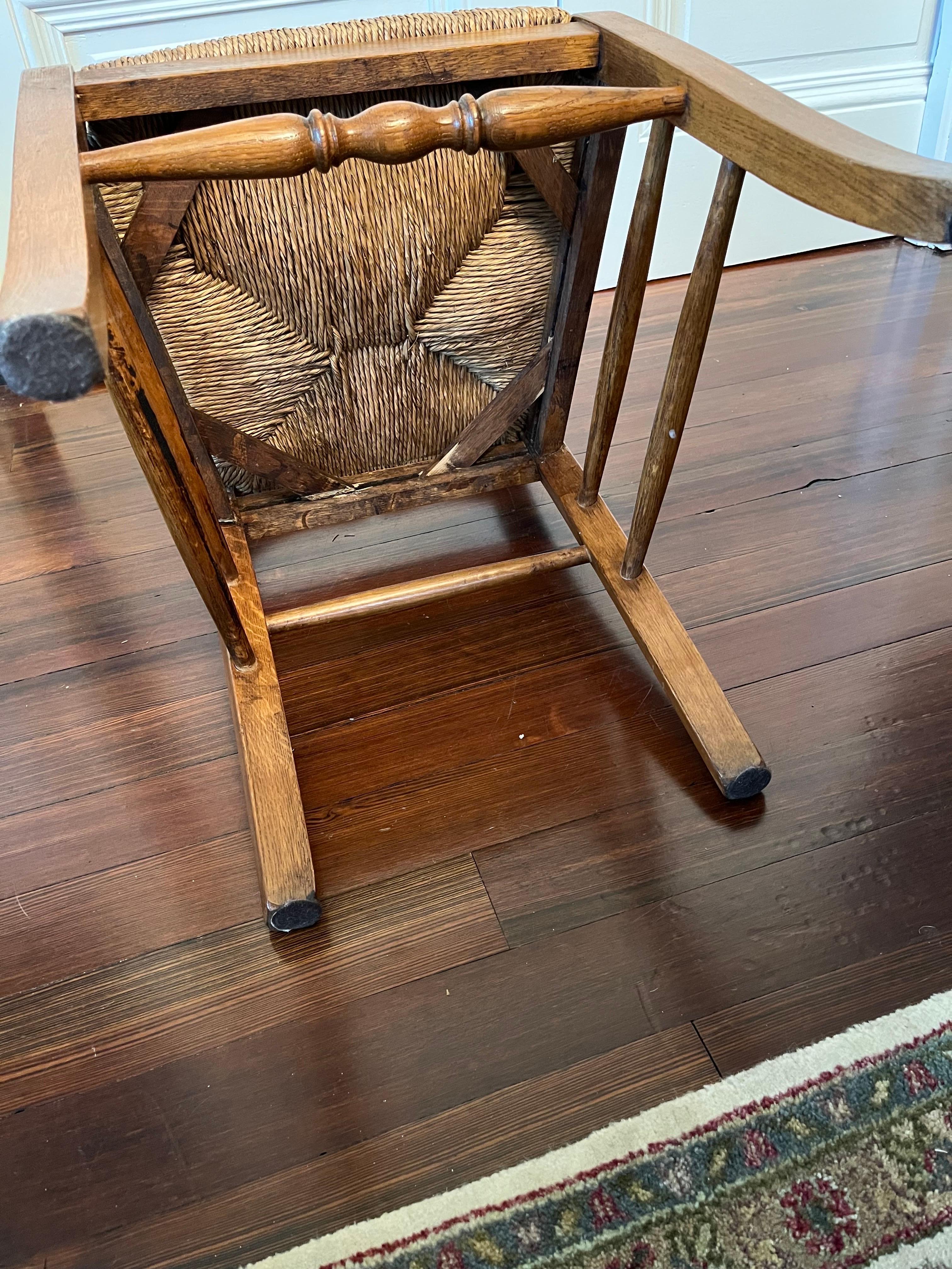 Matched Set of Four Oak Ladder Back Rush Dining Chairs 5