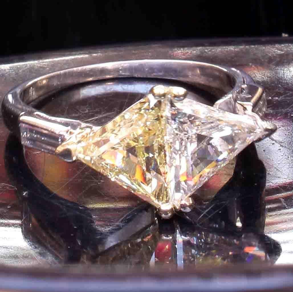 Retro Matching 1.40 Carat GIA Triangular Step Cut Diamond Platinum Ring