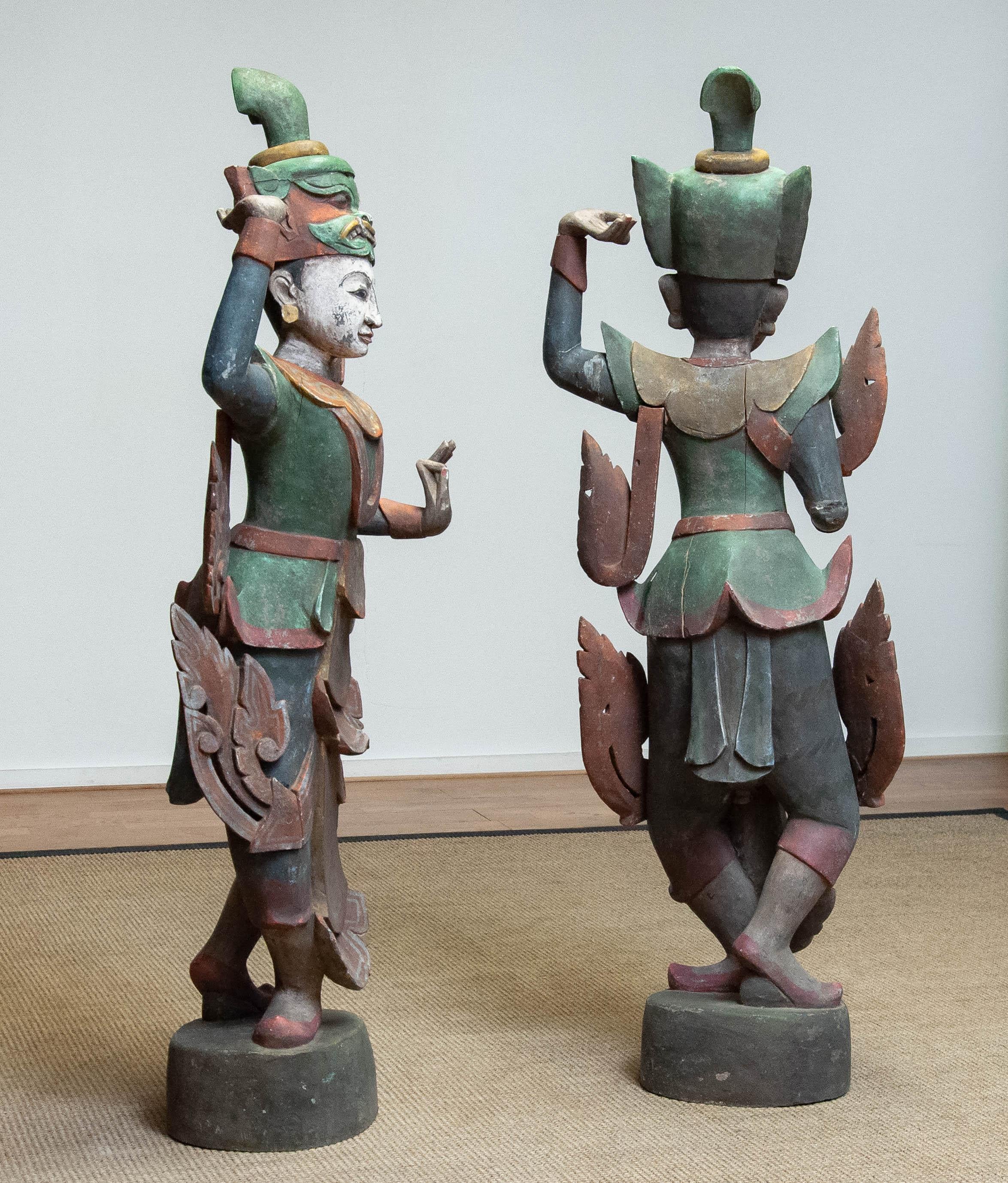 Matching Couple / Pair Large Polychromed Burmese Nat Temple Dancers en vente 9