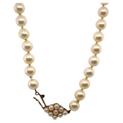 Vintage Matching Cultured Pearl Necklace with 9-Cultured Pearl Clasp