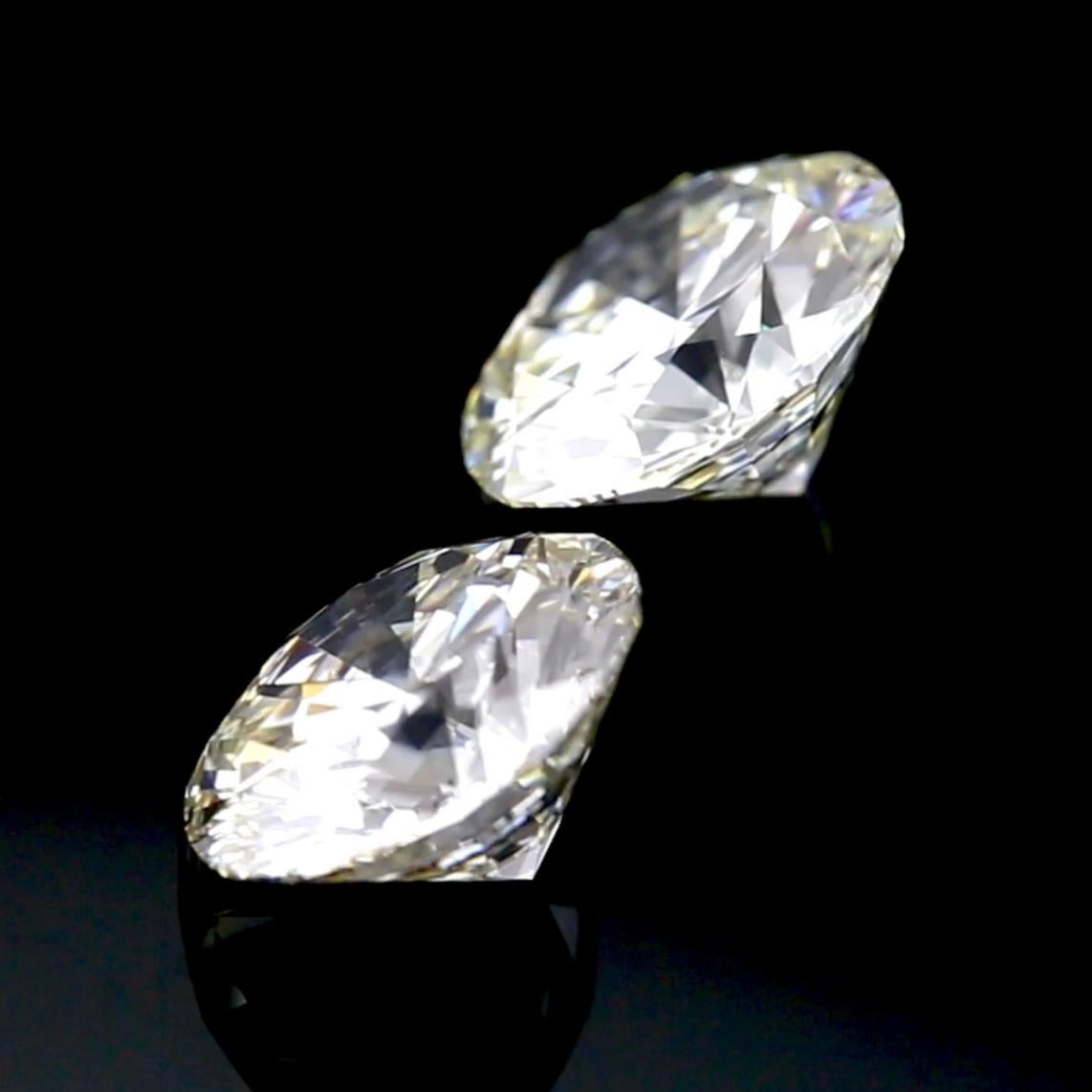Coppia di diamanti tondi Brillianti 3,37ct e 3,27ct K-VS1/VVS2 GIA EX in vendita 2