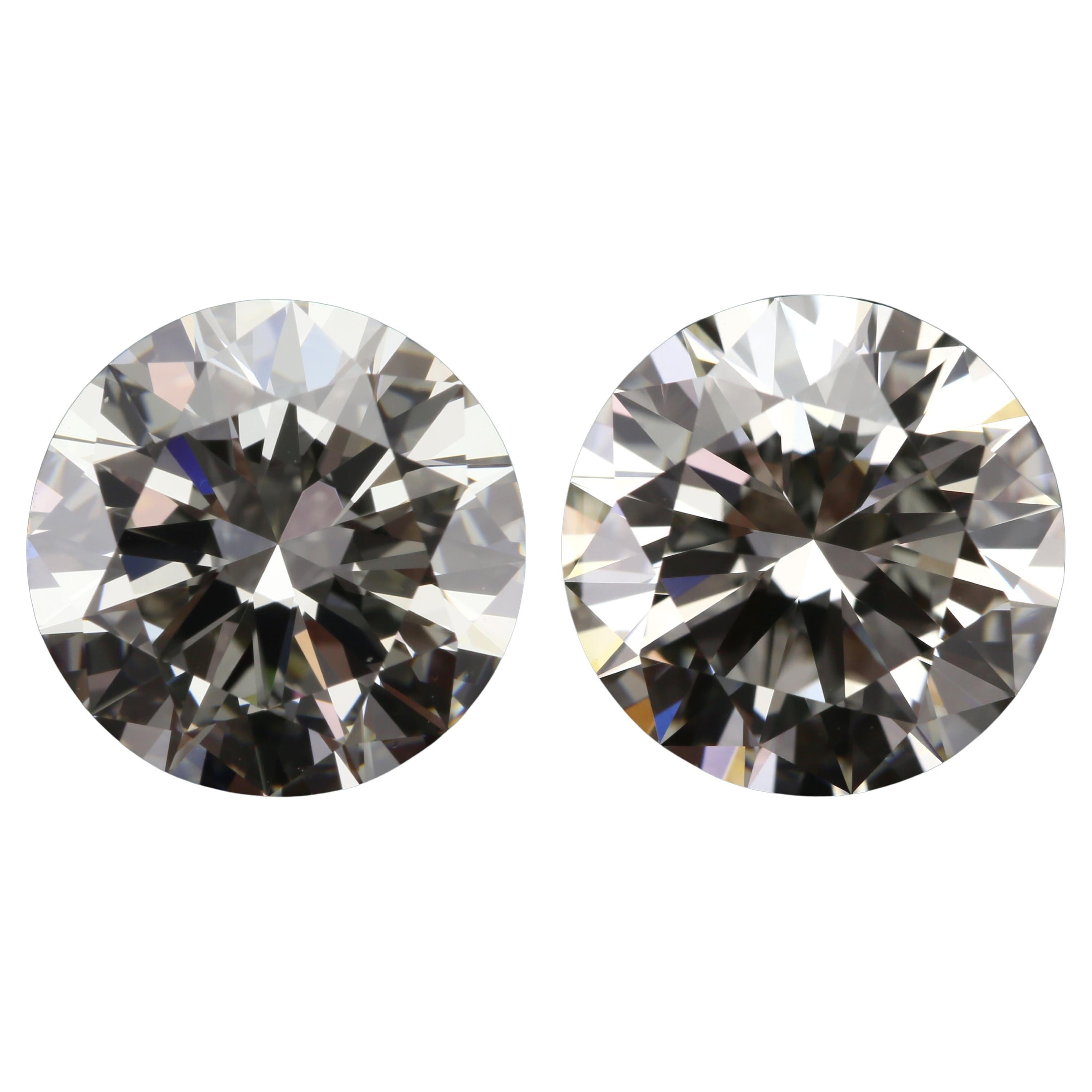 Coppia di diamanti tondi Brillianti 3,37ct e 3,27ct K-VS1/VVS2 GIA EX in vendita