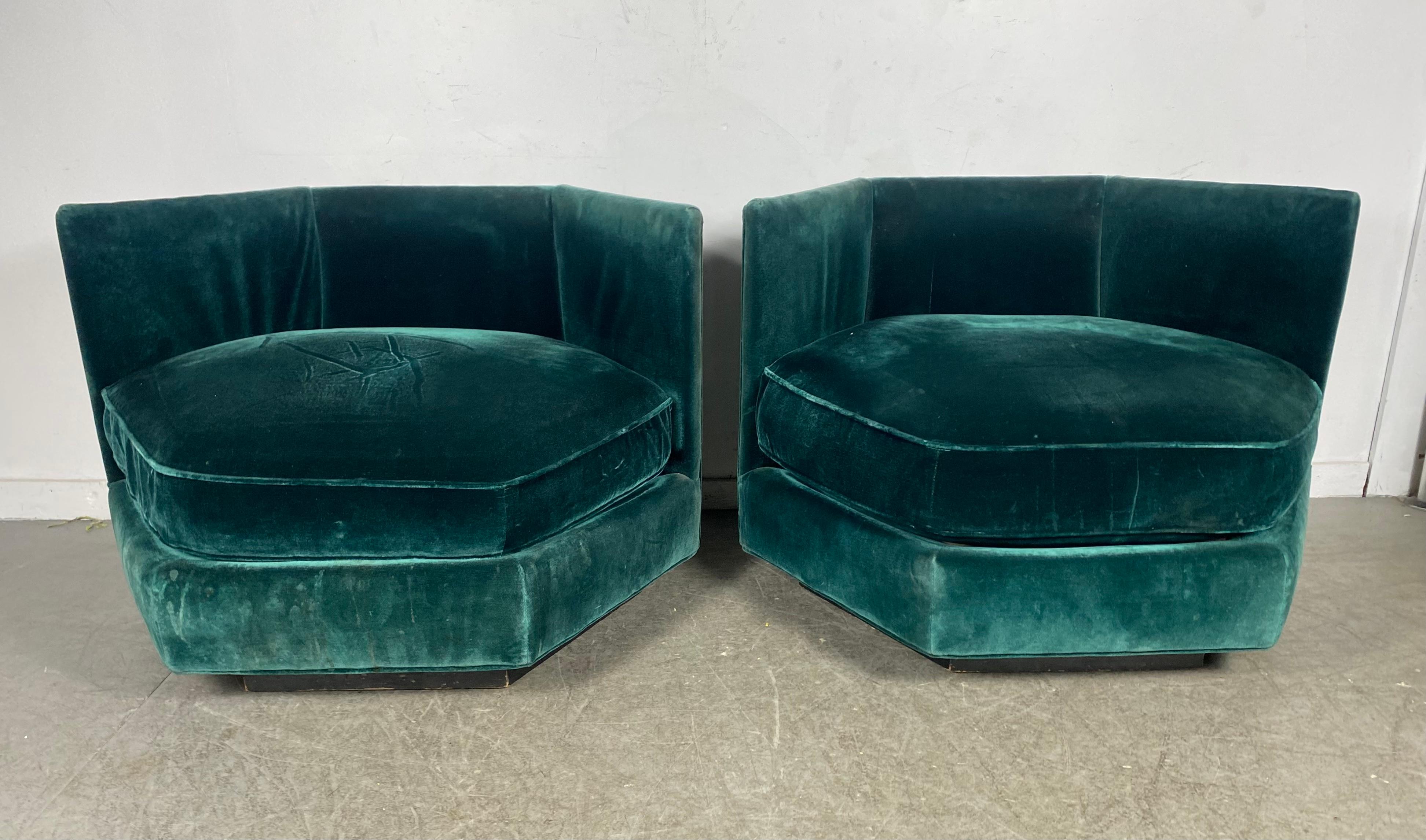 Mid-Century Modern Matching Pair 1970s Emerald Green Mohair Hex Lounge Chairs 