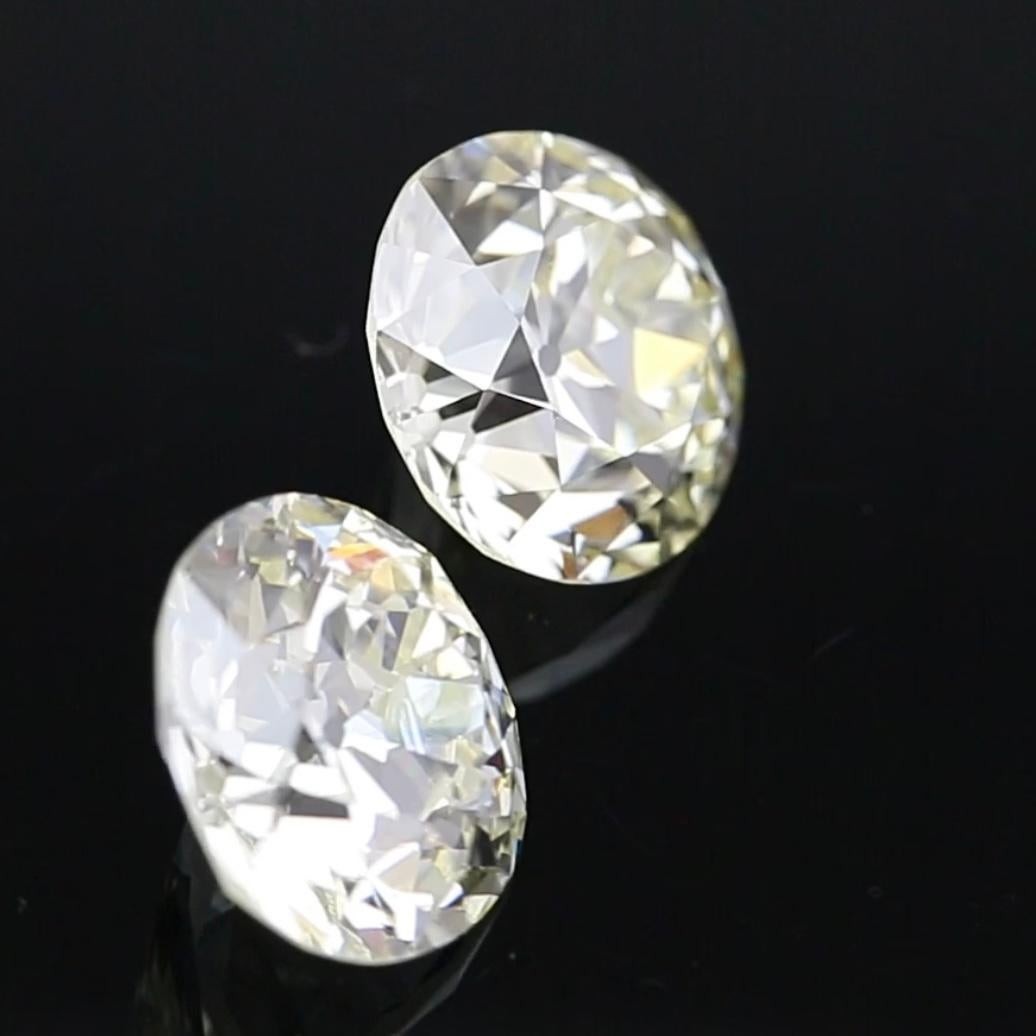 Paire de diamants européens anciens de 4ct chacun Unisexe en vente