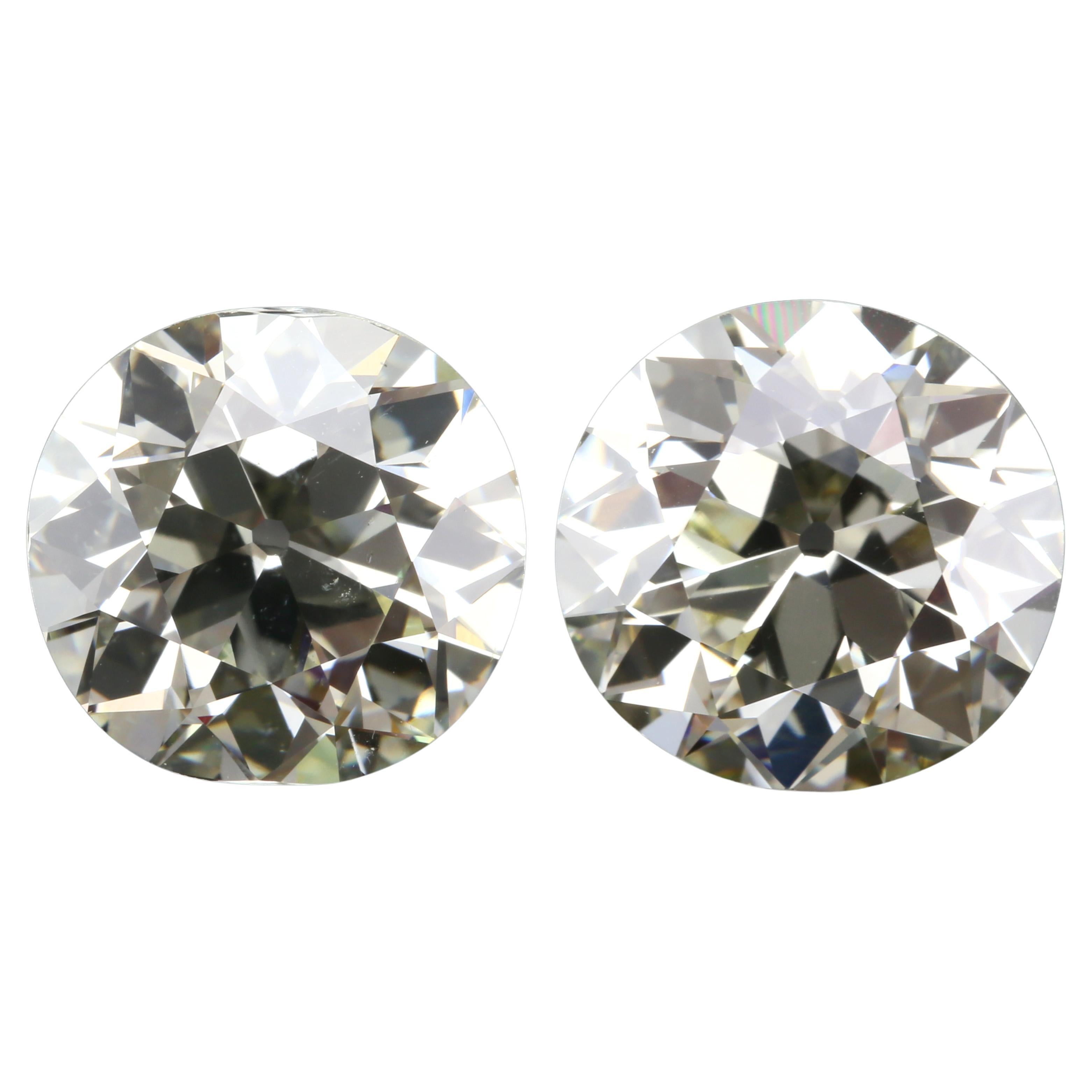 Paire de diamants européens anciens de 4ct chacun en vente