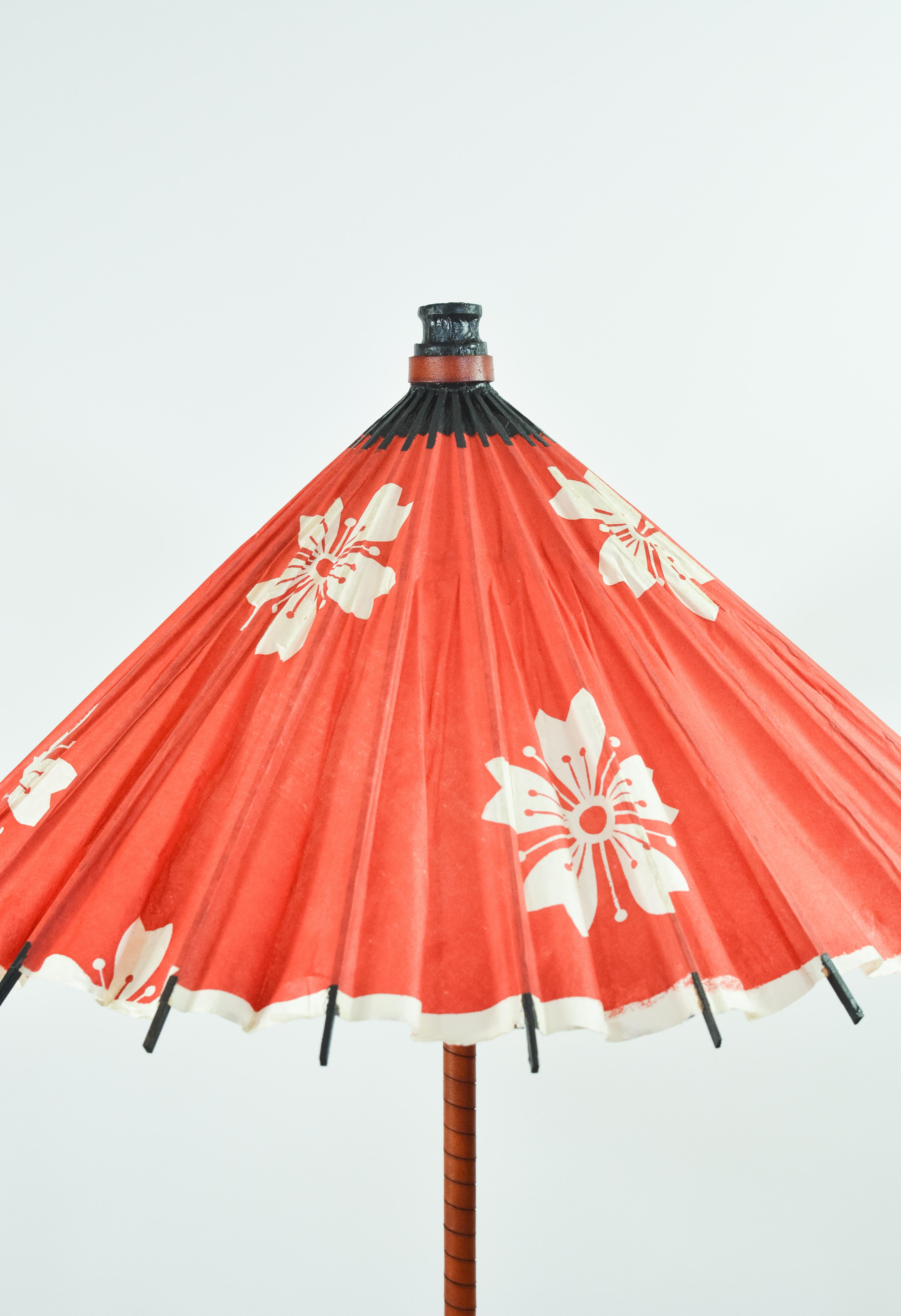 Matching Pair of Aloha Modern Leather Lamps with Vintage Japanese Parasol Shades For Sale 3
