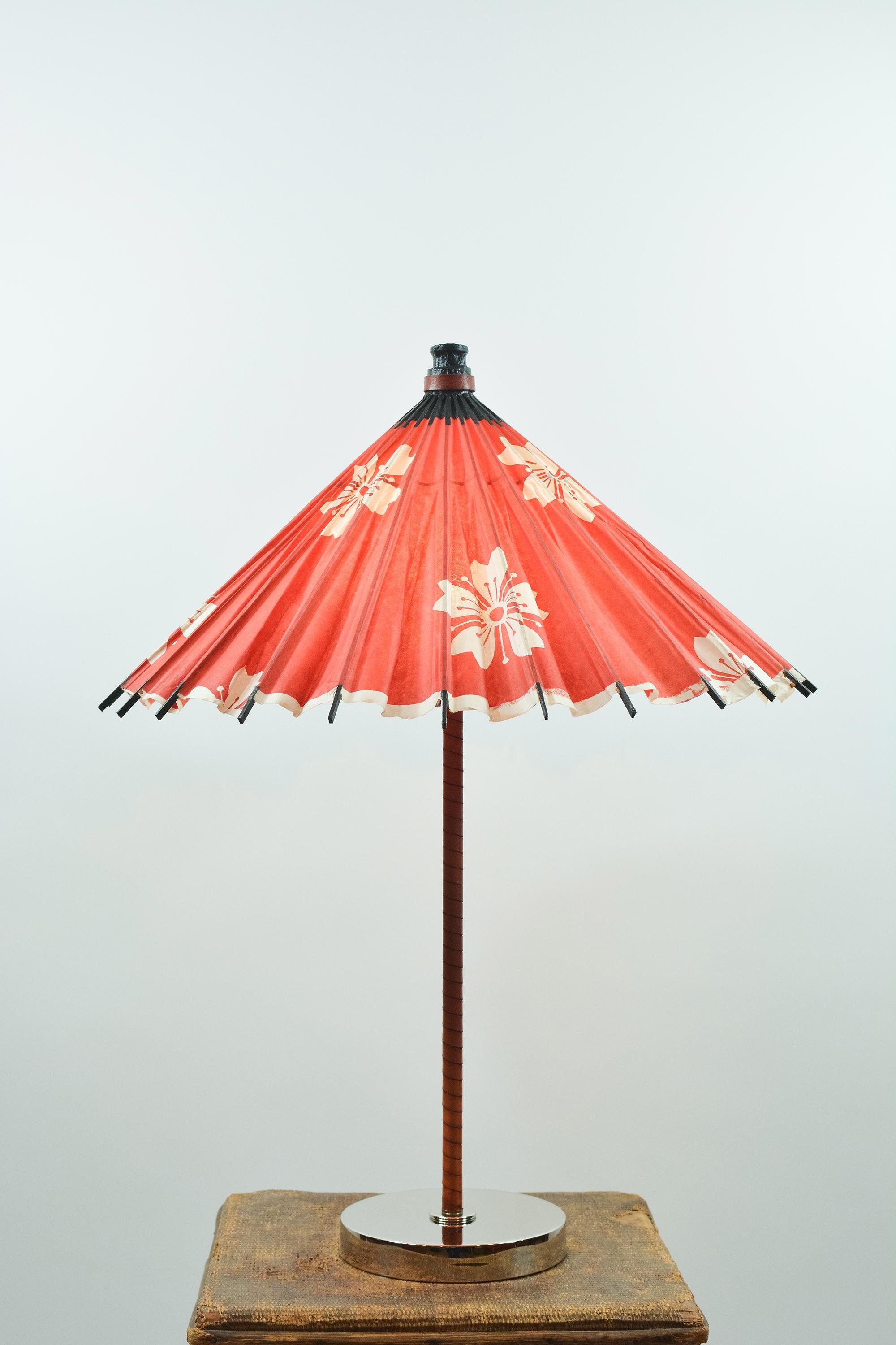 Matching Pair of Aloha Modern Leather Lamps with Vintage Japanese Parasol Shades For Sale 8