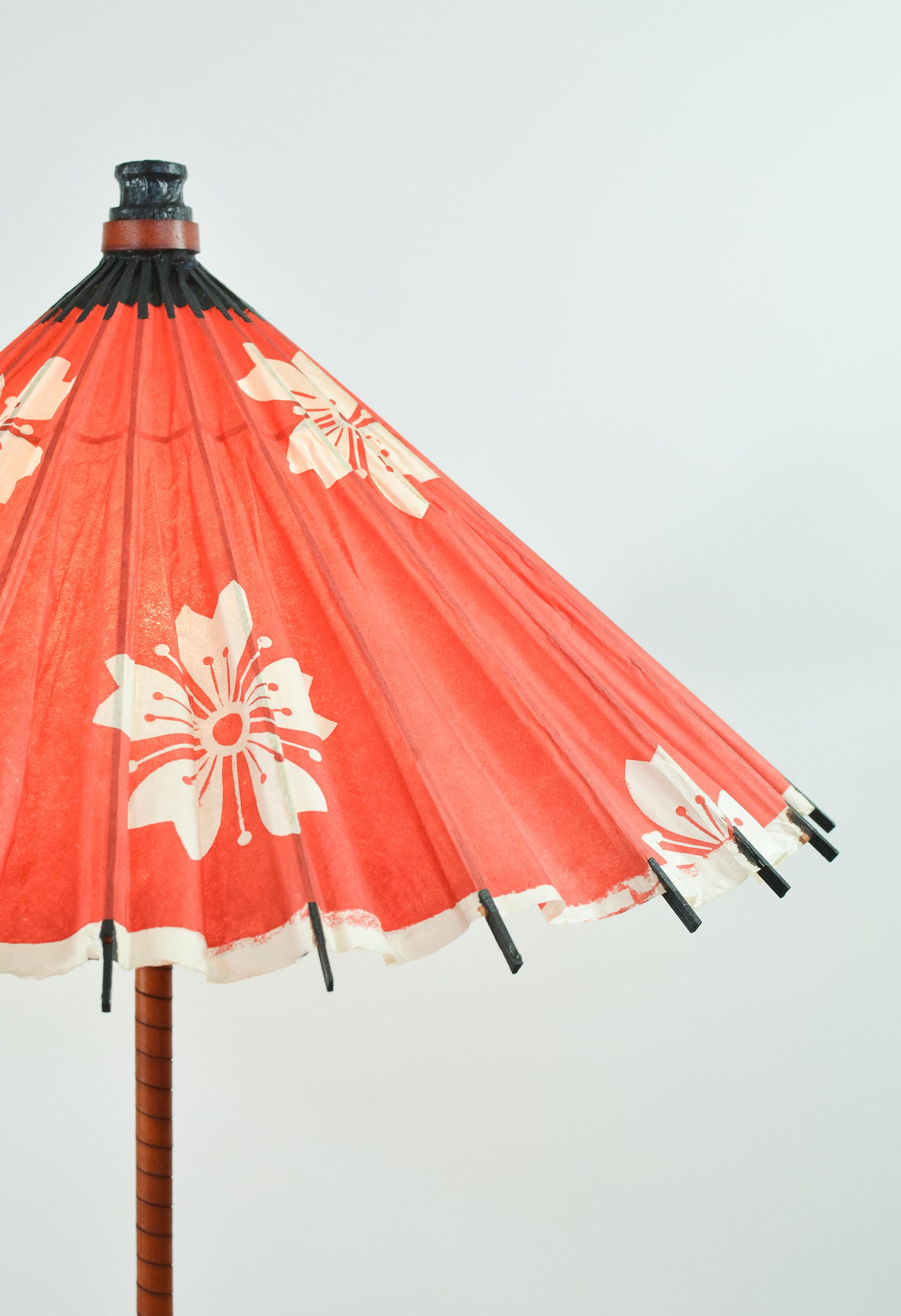 Matching Pair of Aloha Modern Leather Lamps with Vintage Japanese Parasol Shades For Sale 2