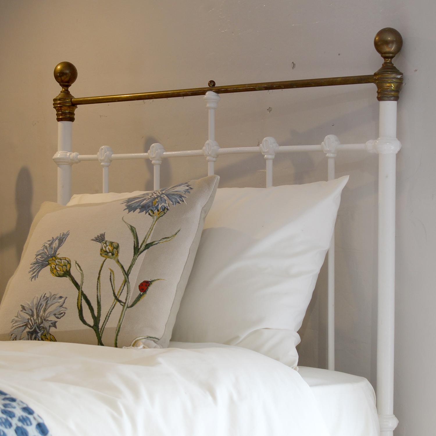 Matching Pair of Antique Cast Iron Antique Beds in White MP68 For Sale 2